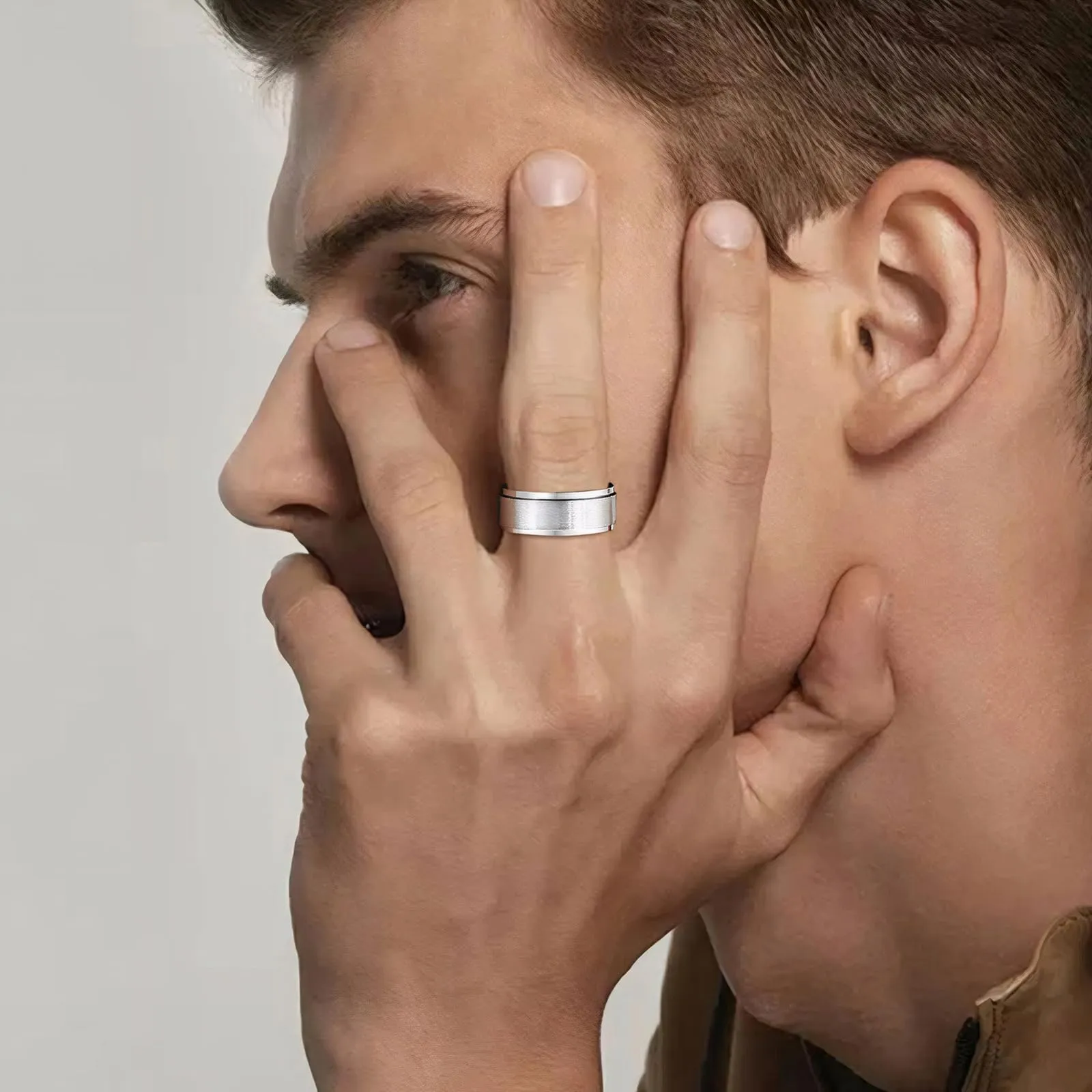 WATEFOER Anelli in Acciaio Inox 8mm, Fede Nuziale con Finitura Opaca e Bordo Lucido, Unisex (Argento, 11) - immagine 2