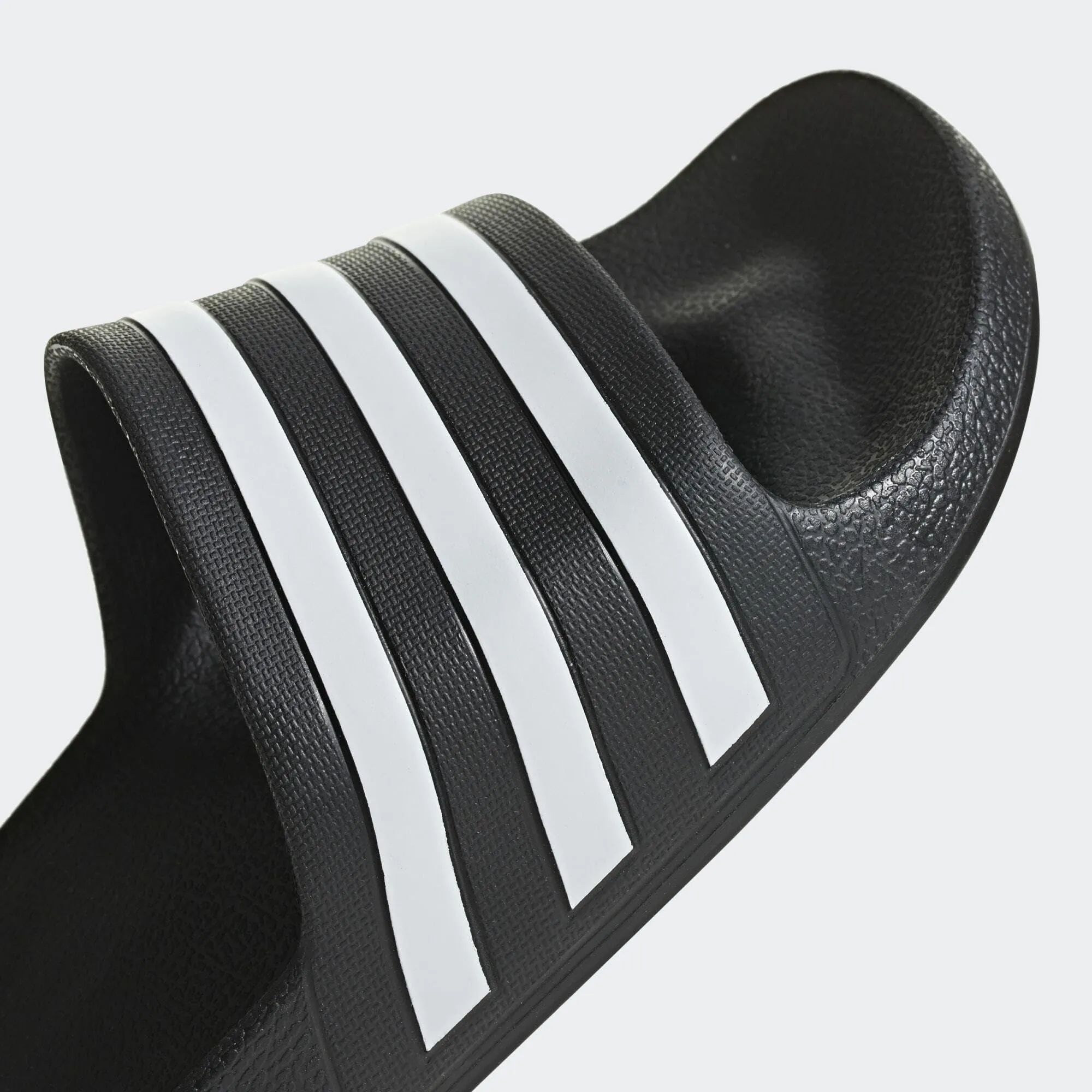 Adidas Adilette Aqua Slides - Core Black / Cloud White / Core Black - 38 EU - immagine 8