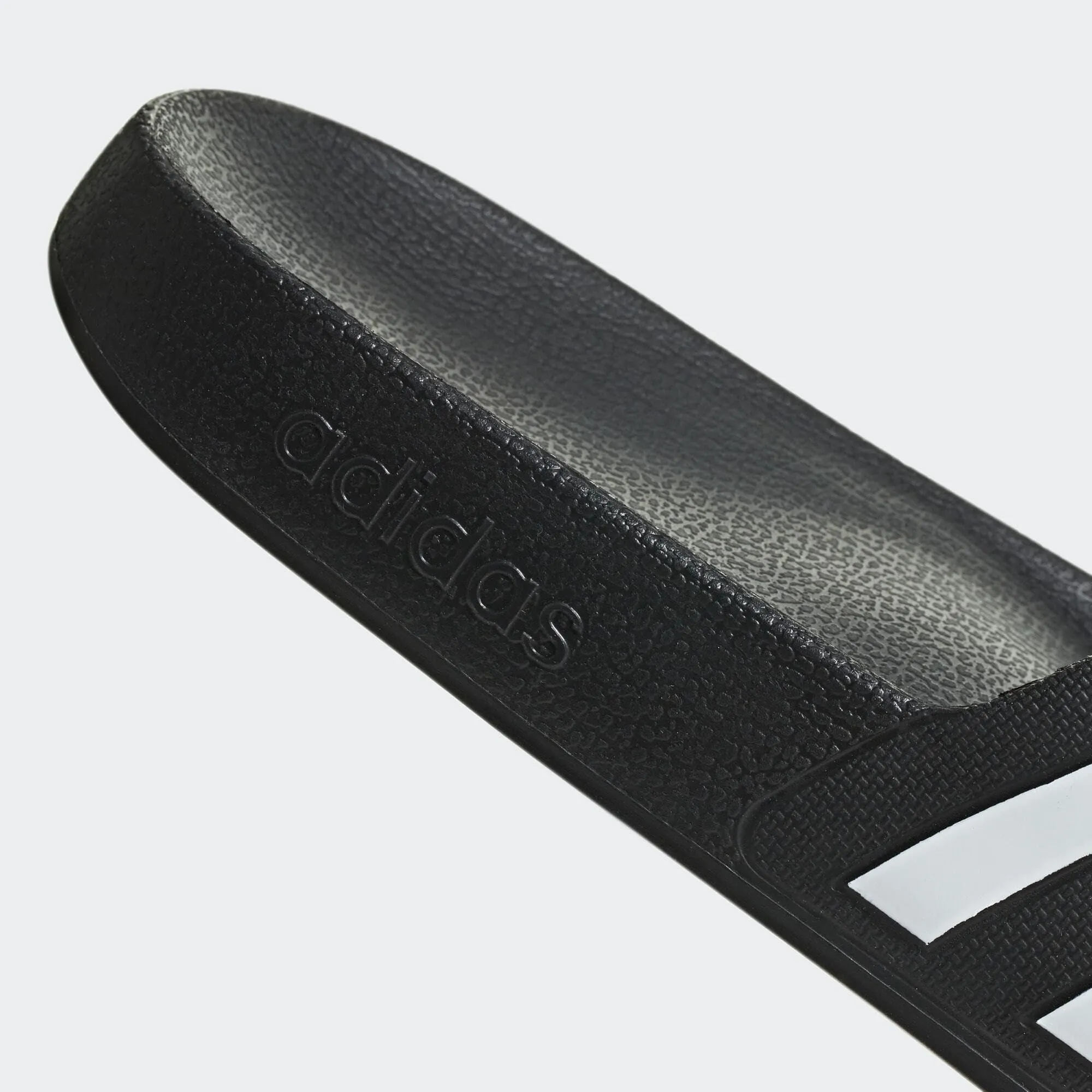 Adidas Adilette Aqua Slides - Core Black / Cloud White / Core Black - 8 UK / 42 EU - immagine 7