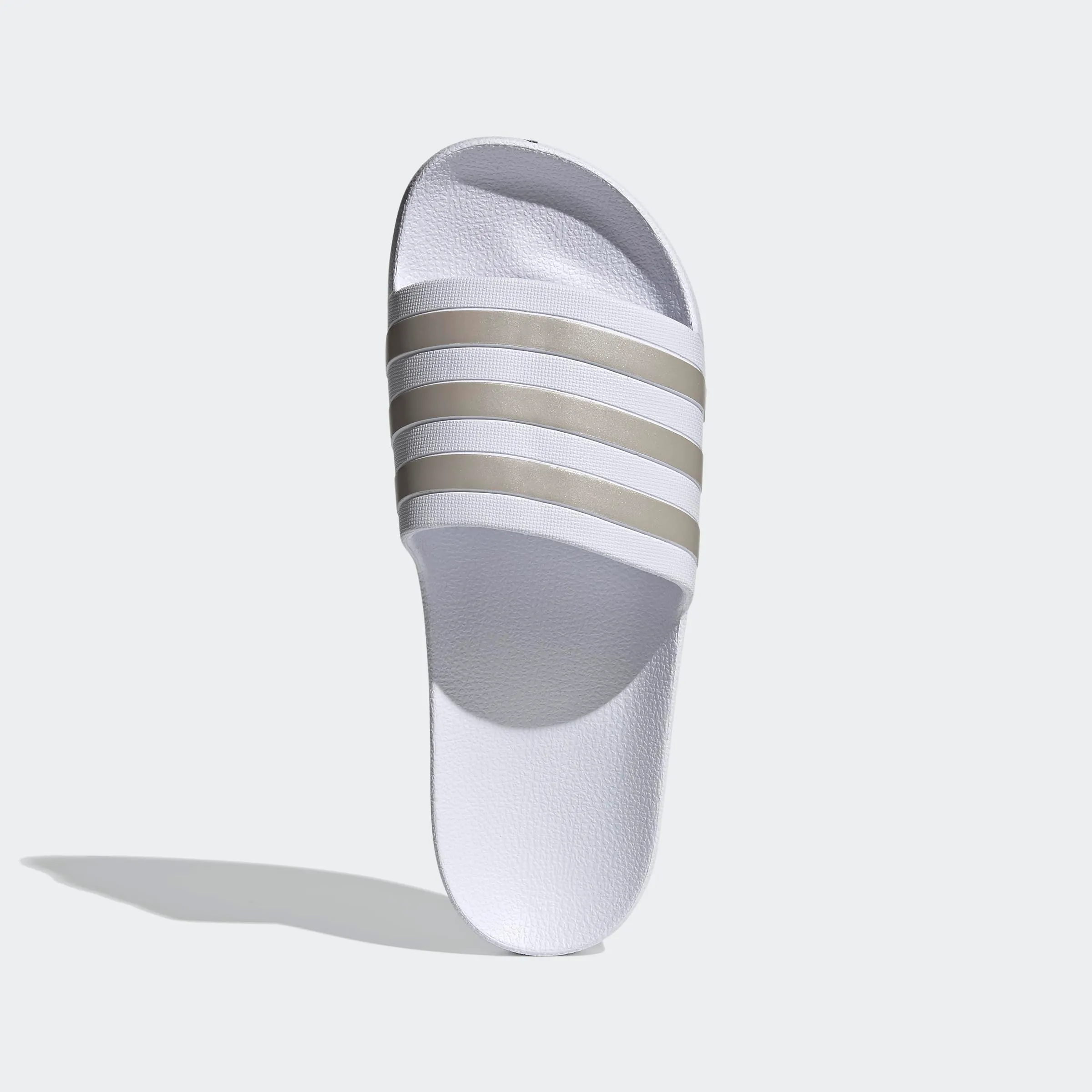 Adidas Adilette Aqua Slides - Cloud White / Platinum / Cloud White - 43 EU - immagine 4