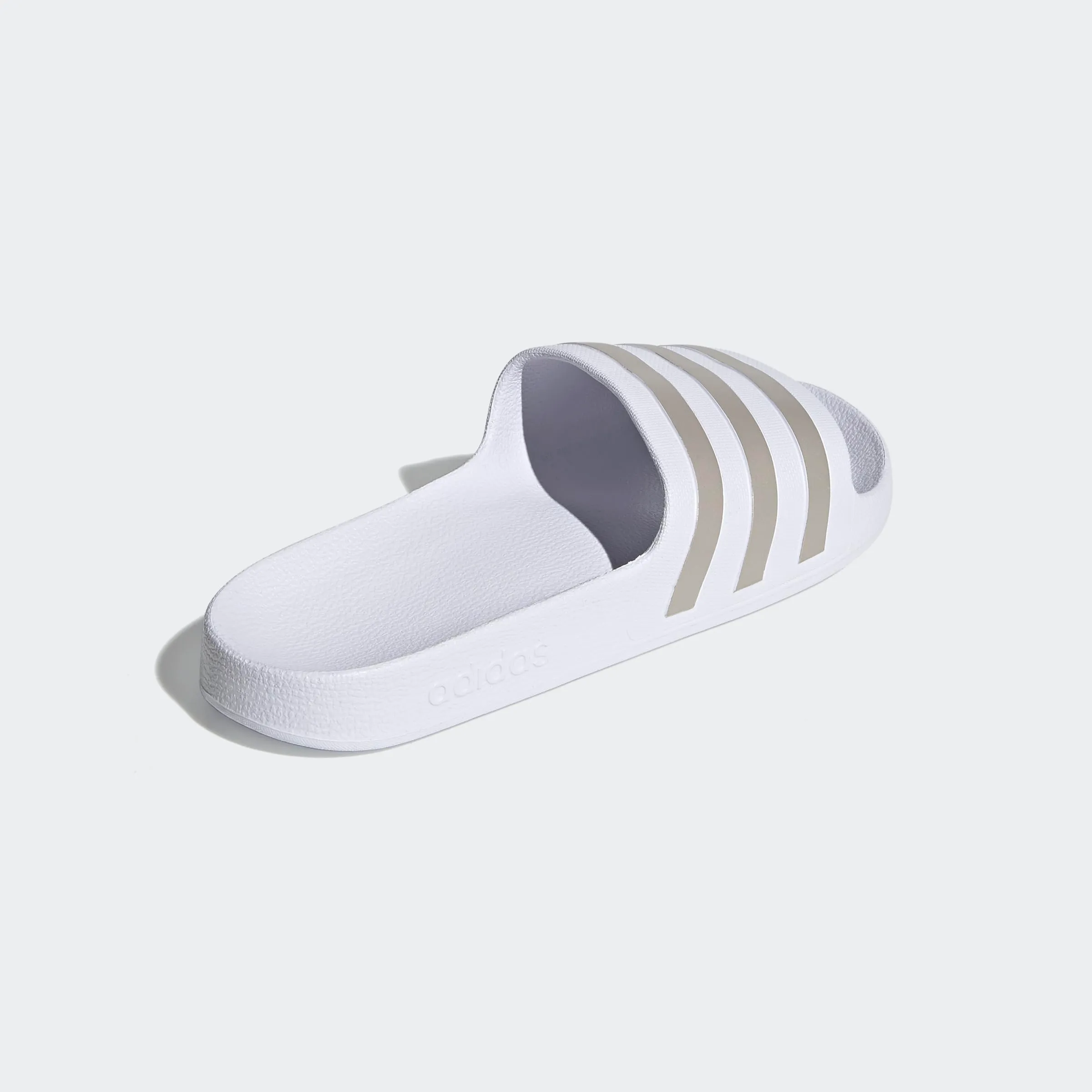 Adidas Adilette Aqua Slides - Cloud White / Platinum / Cloud White - 43 EU - immagine 7