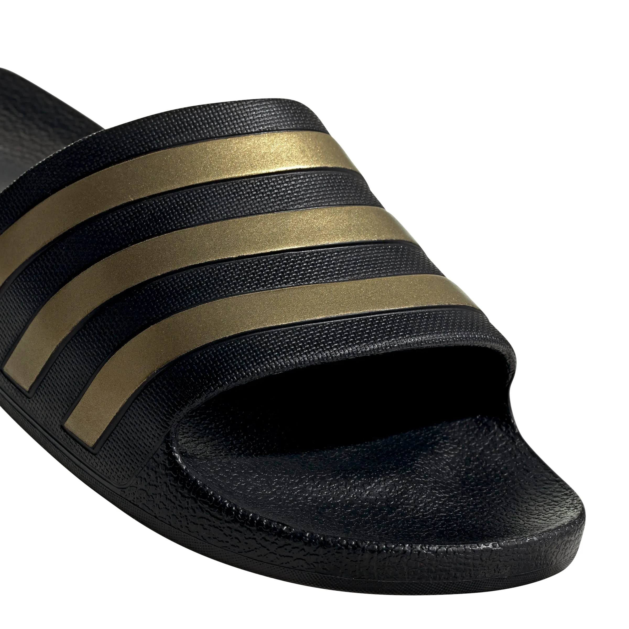 Adidas Adilette Aqua Slides - Core Black / Gold Metallic / Core Black - 37 EU - immagine 4