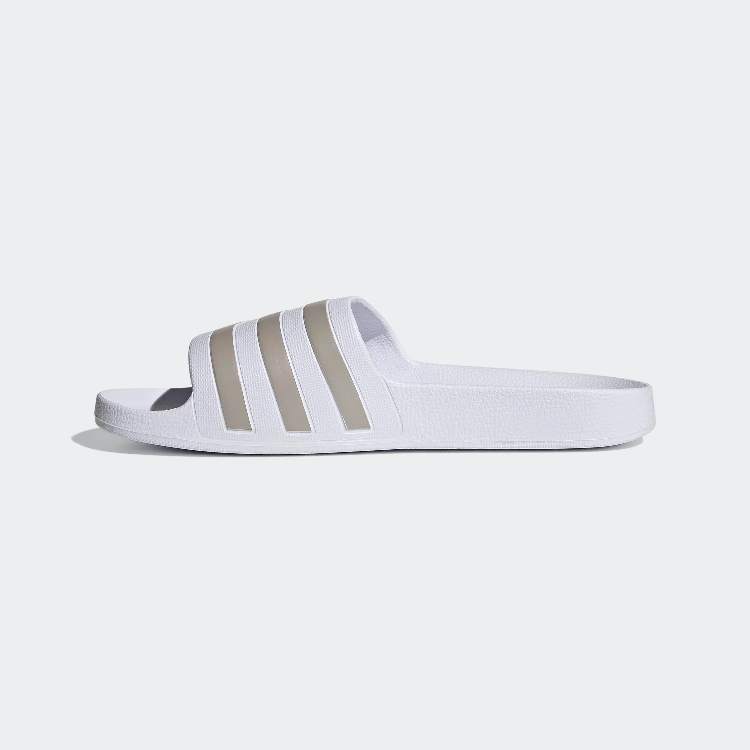Adidas Adilette Aqua Slides - Cloud White / Platinum / Cloud White - immagine 3