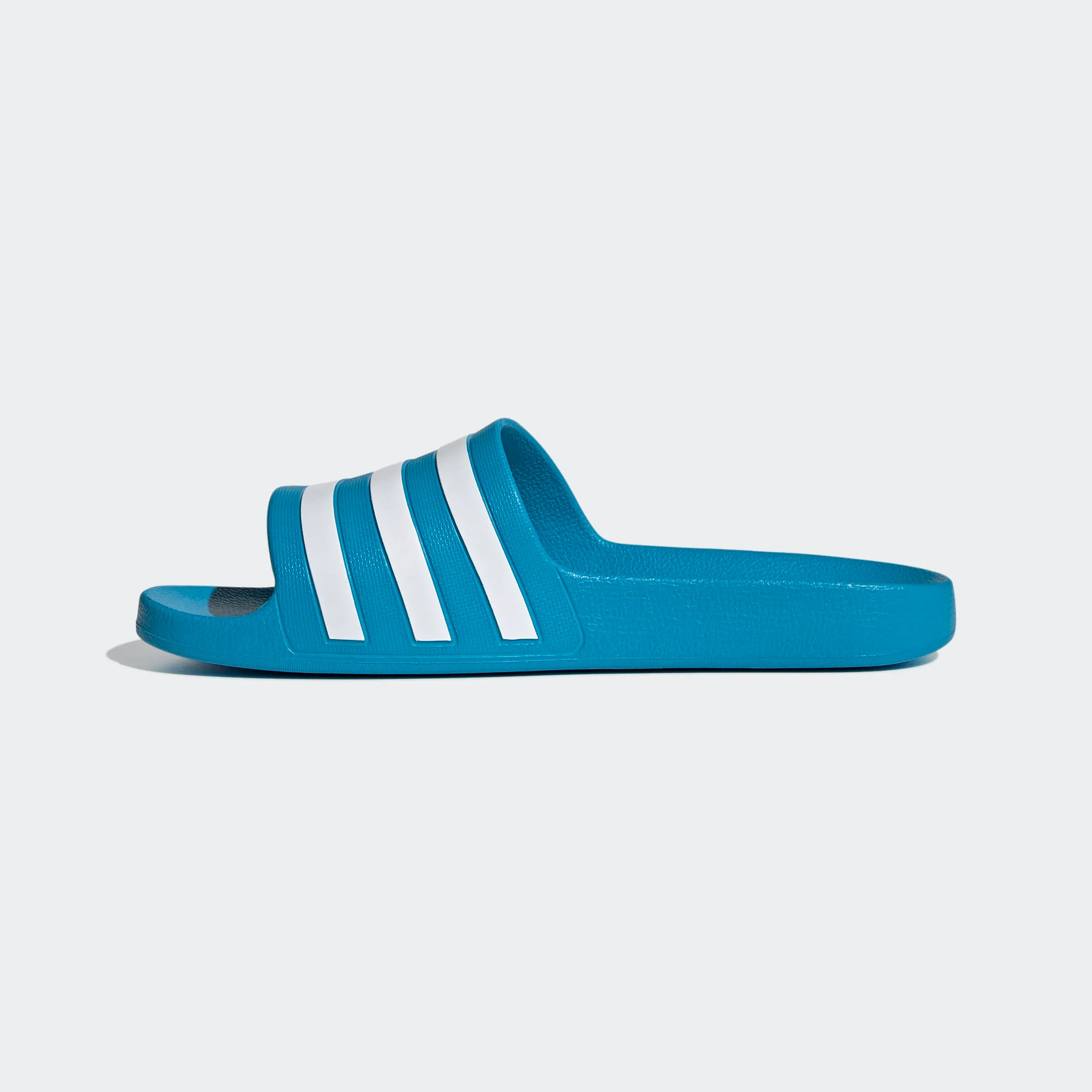 Adidas Adilette Aqua Slides - Solar Blue / Cloud White / Solar Blue - 39 EU - immagine 3