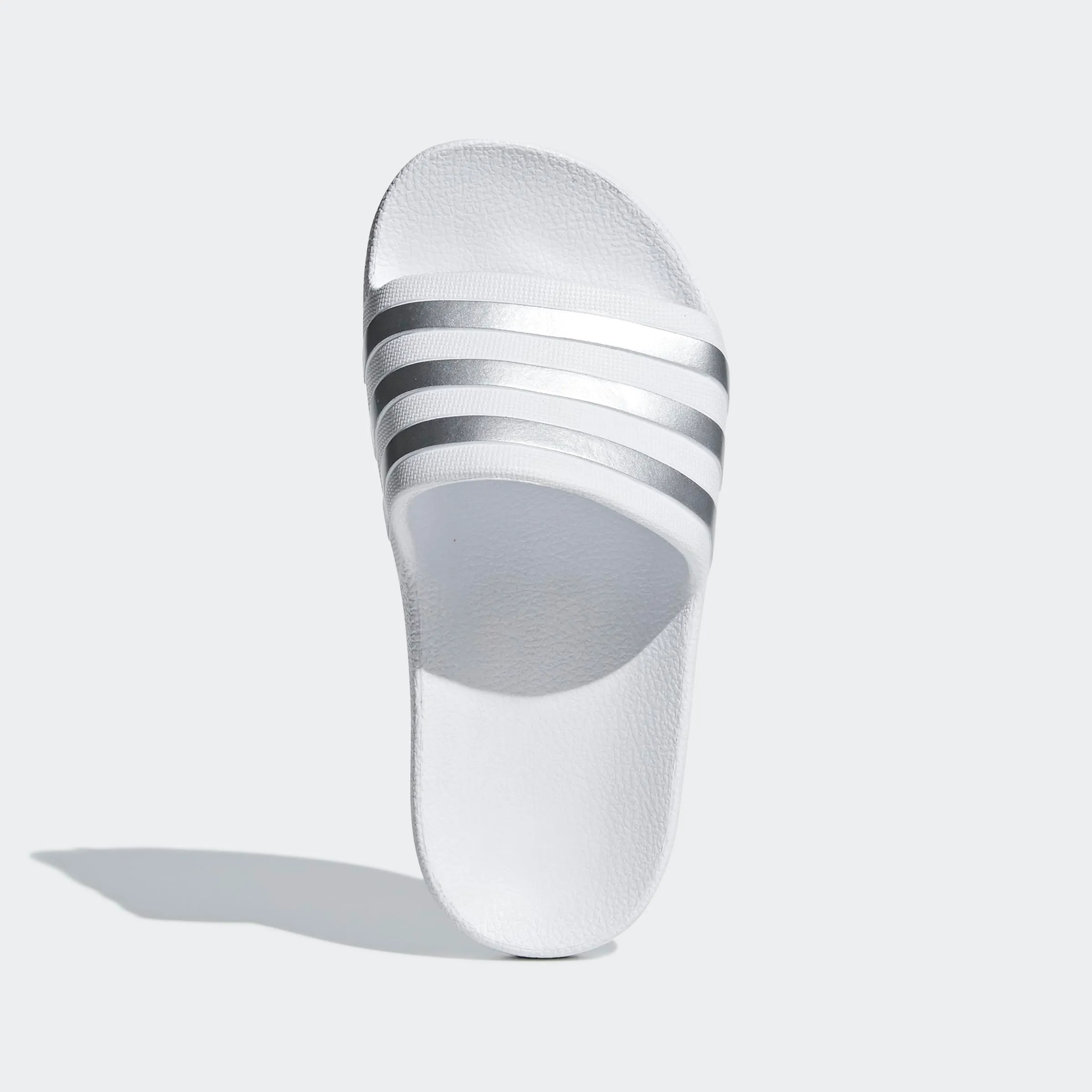 adidas Adilette Aqua Slides Kids Slipper, Cloud White / Silver Met / Cloud White, 38 EU - immagine 4