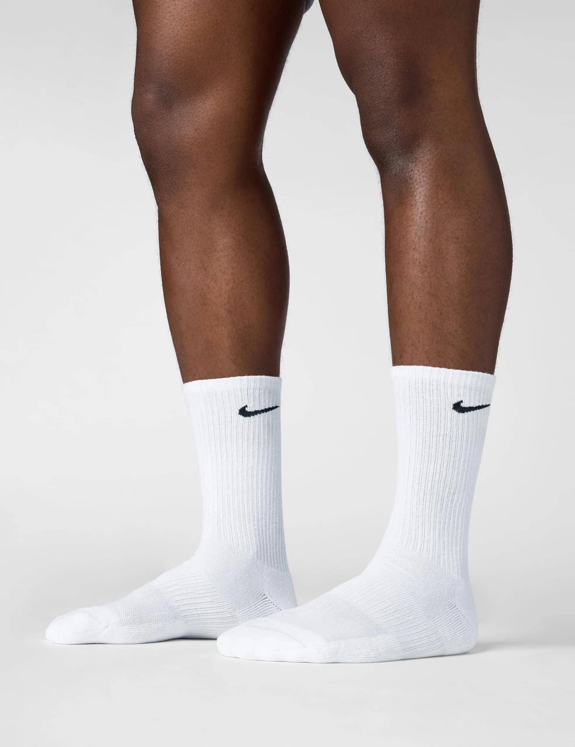 Nike Unisex Everyday Cushioned Crew Socks, 3 Pairs, White - immagine 2