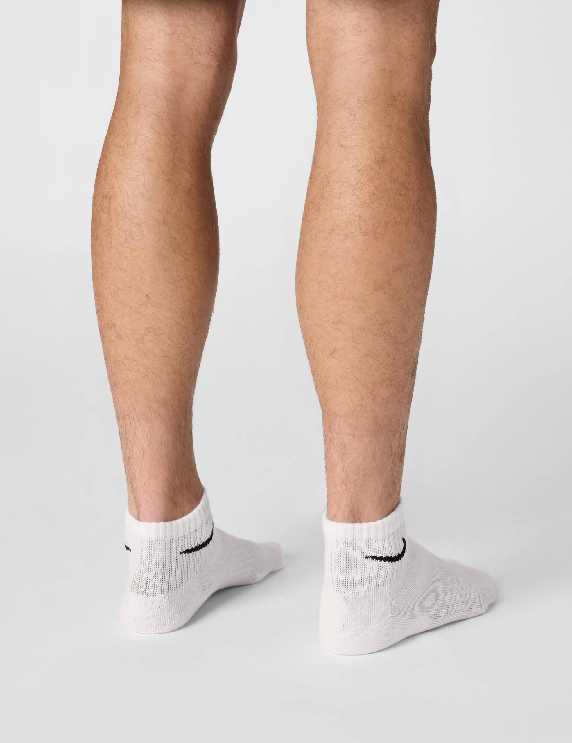 Nike Everyday Cushioned Training Ankle Socks, 6 Pairs, White/Black, Small - immagine 3