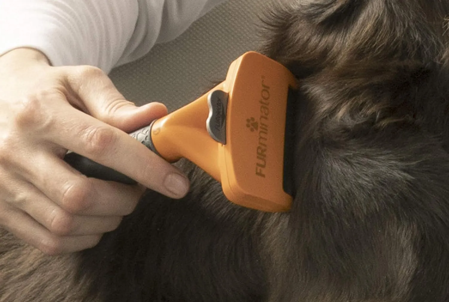 FURminator deShedding Tool per Cani Taglia M Pelo Lungo - immagine 4