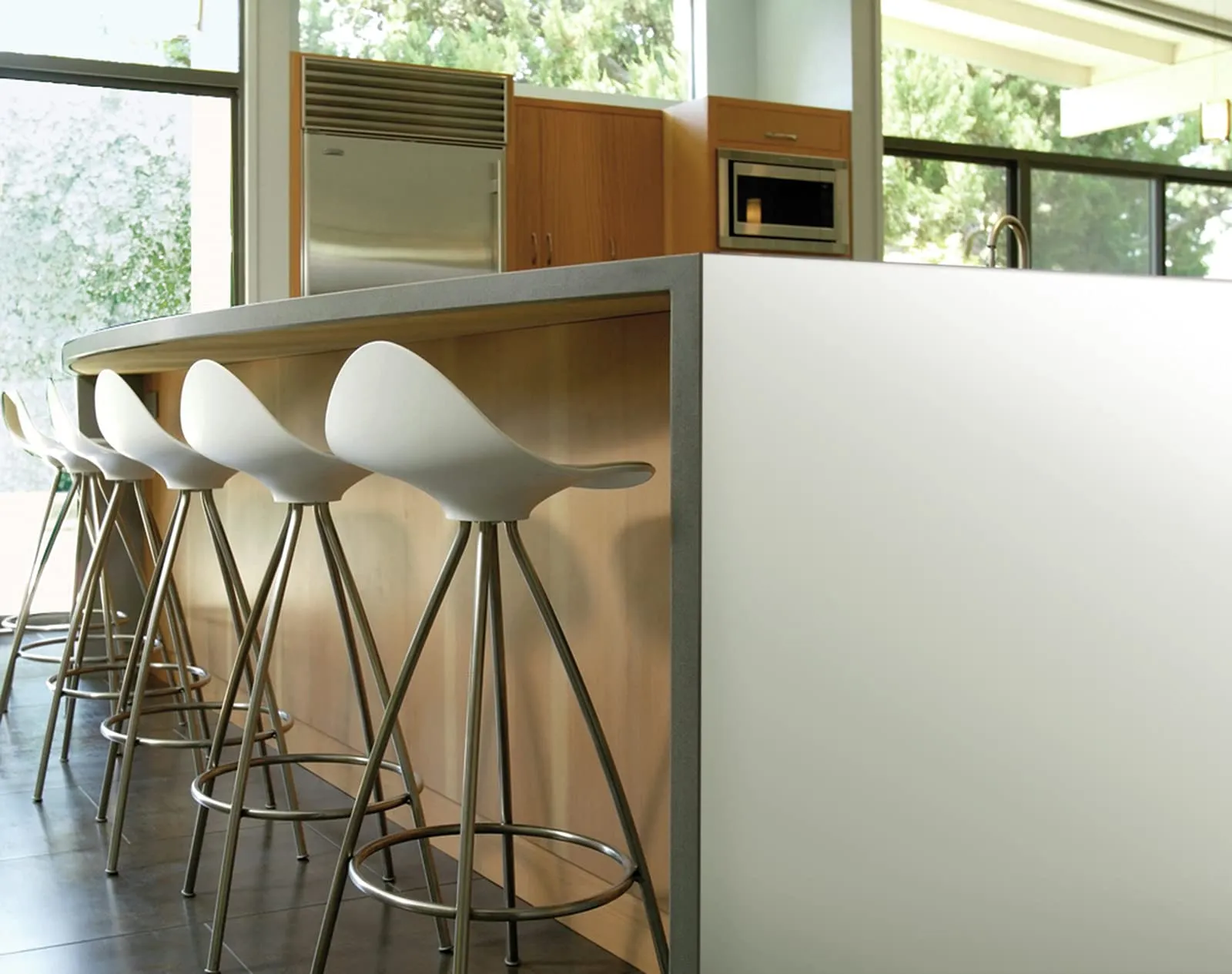 d-c-fix Pellicola Adesiva per Mobili, Bianco Opaco, 67,5 cm x 15 m - immagine 2