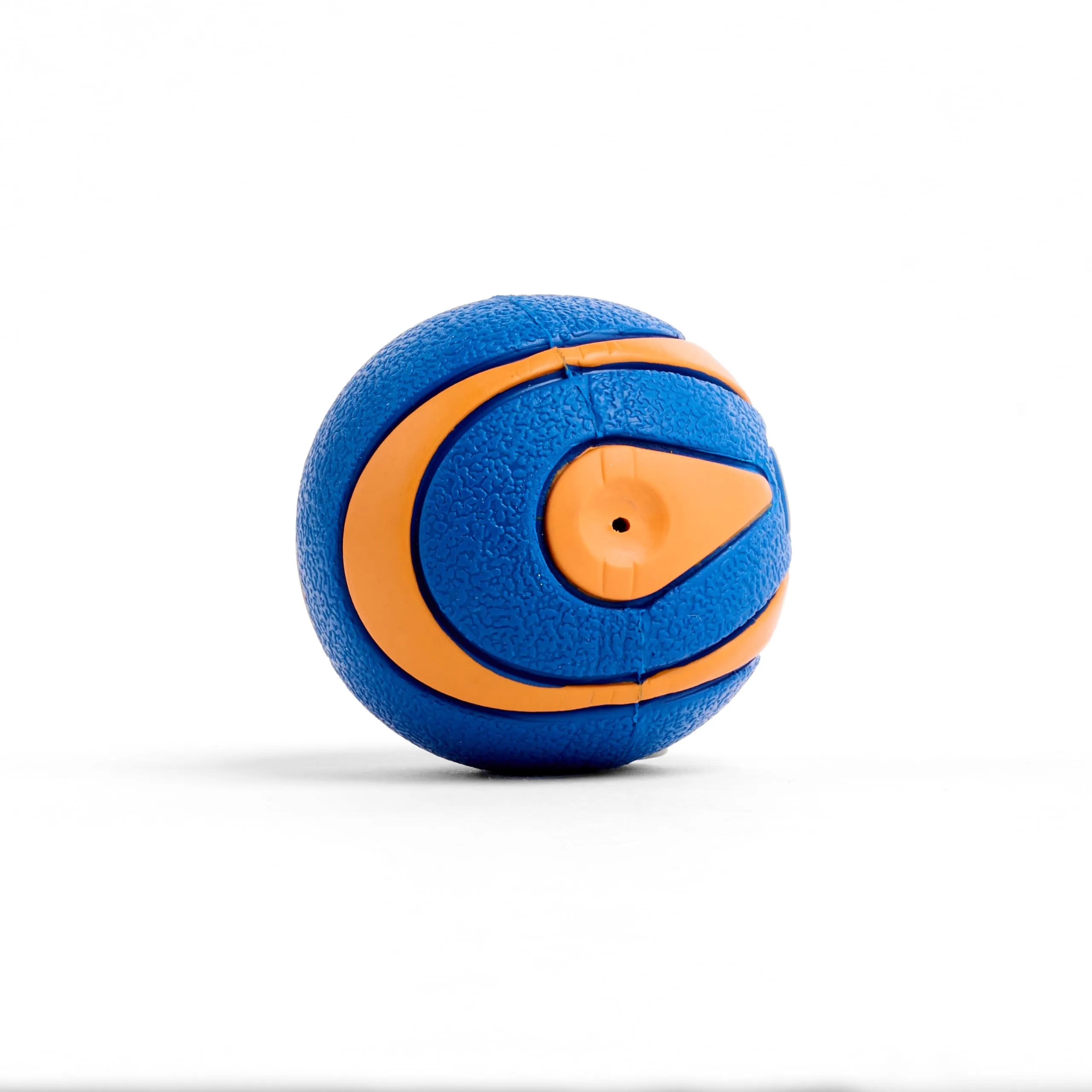 Chuckit! Cane Ultra Squeaker Ball, Medium - immagine 2