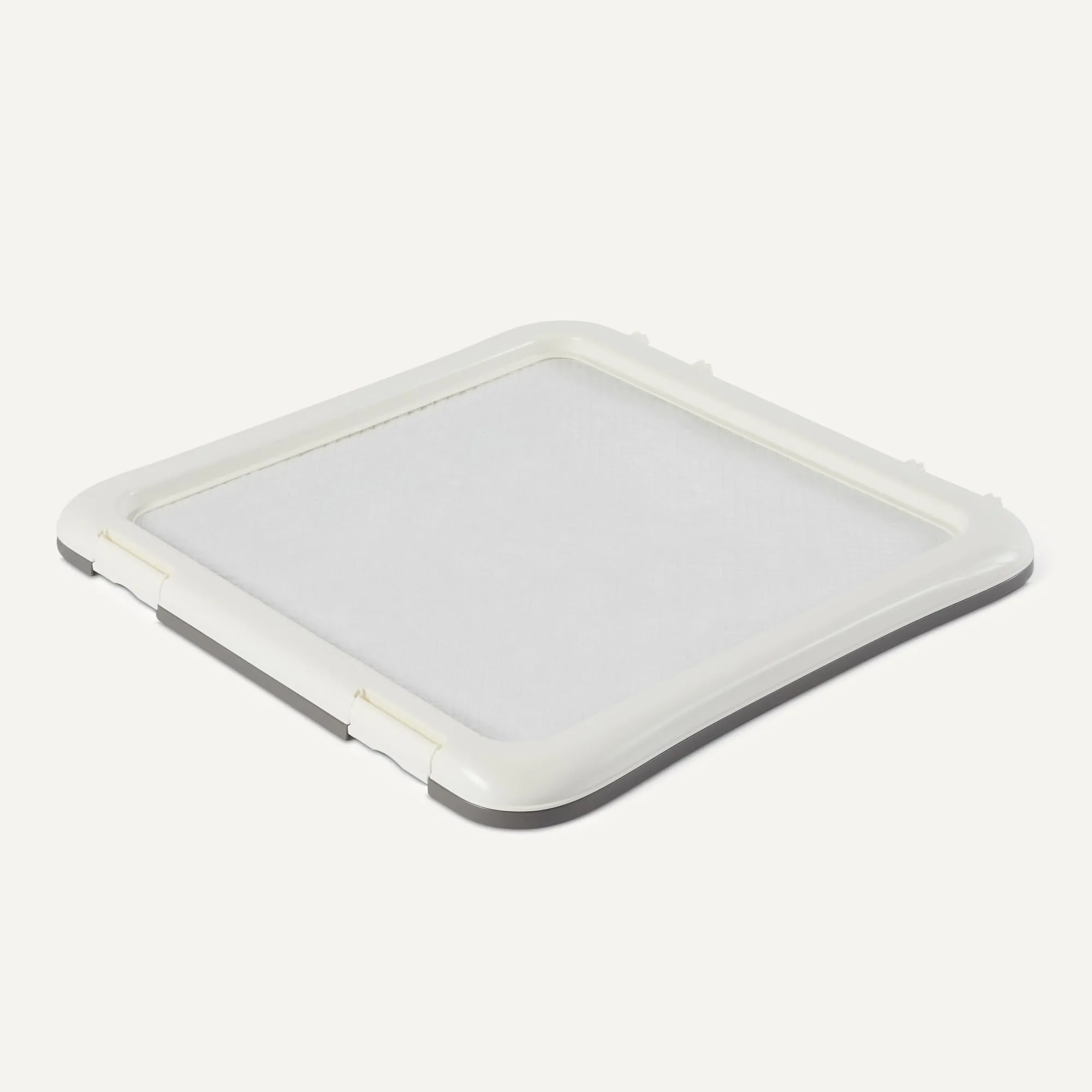 Amazon Basics Supporto per Tappetini Igienici da Addestramento per Cani, 55,9 cm, S, Bianco e Antracite - immagine 4