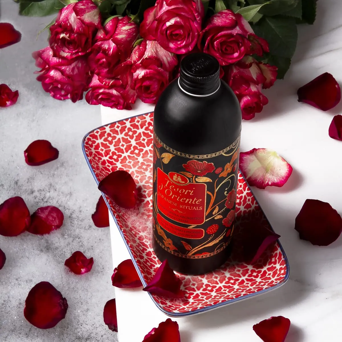 Tesori d'Oriente Japanese Rituals Bagno Crema con Olio di Tsubaki e Peonia, 500ml - immagine 3