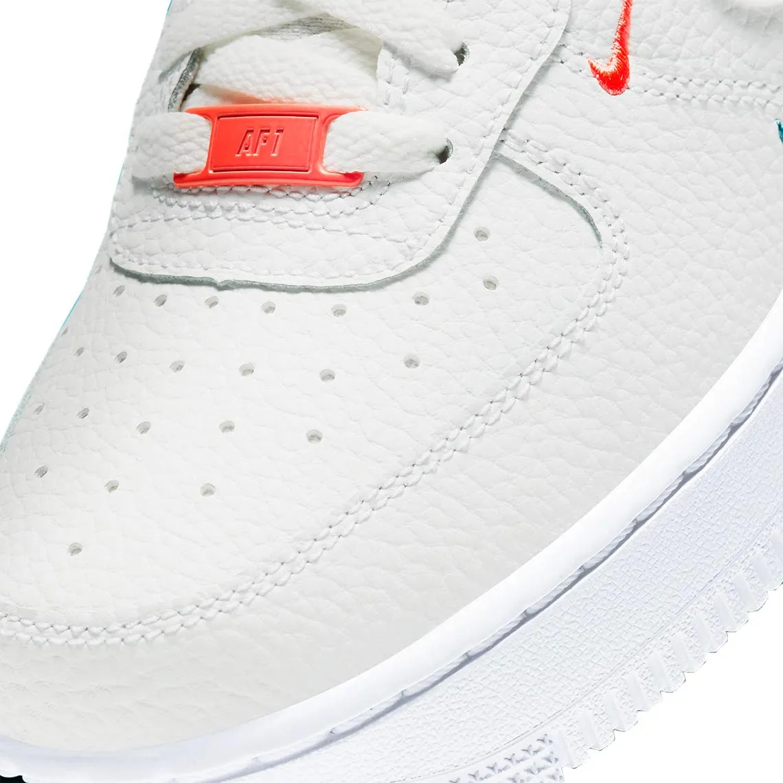 Nike Women's Air Force 1 '07 Summit White Solar Red, 38 EU - immagine 7