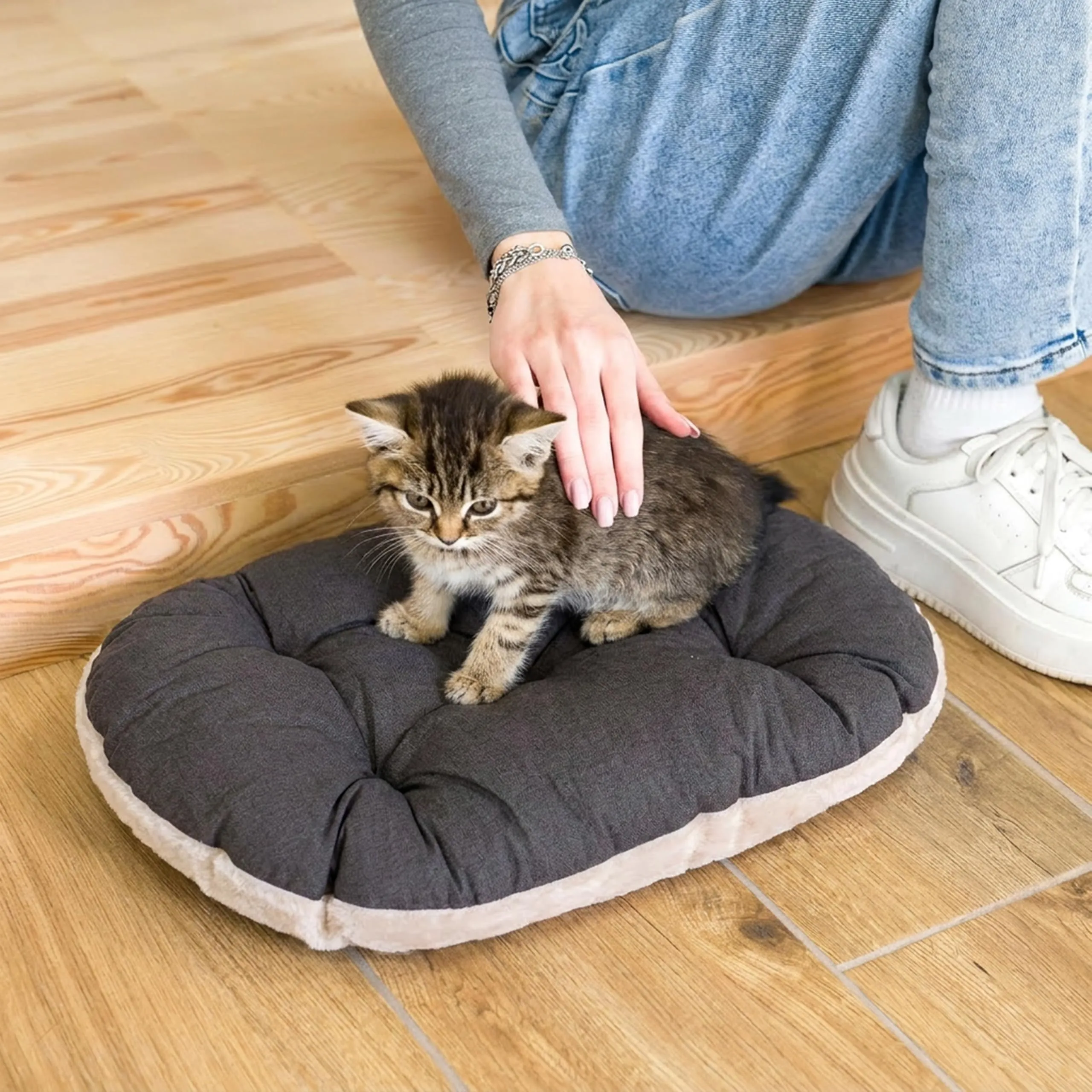 Ferplast Relax Cuscino per cani e gatti, 43 x 30 cm, Marrone e Bianco - immagine 2