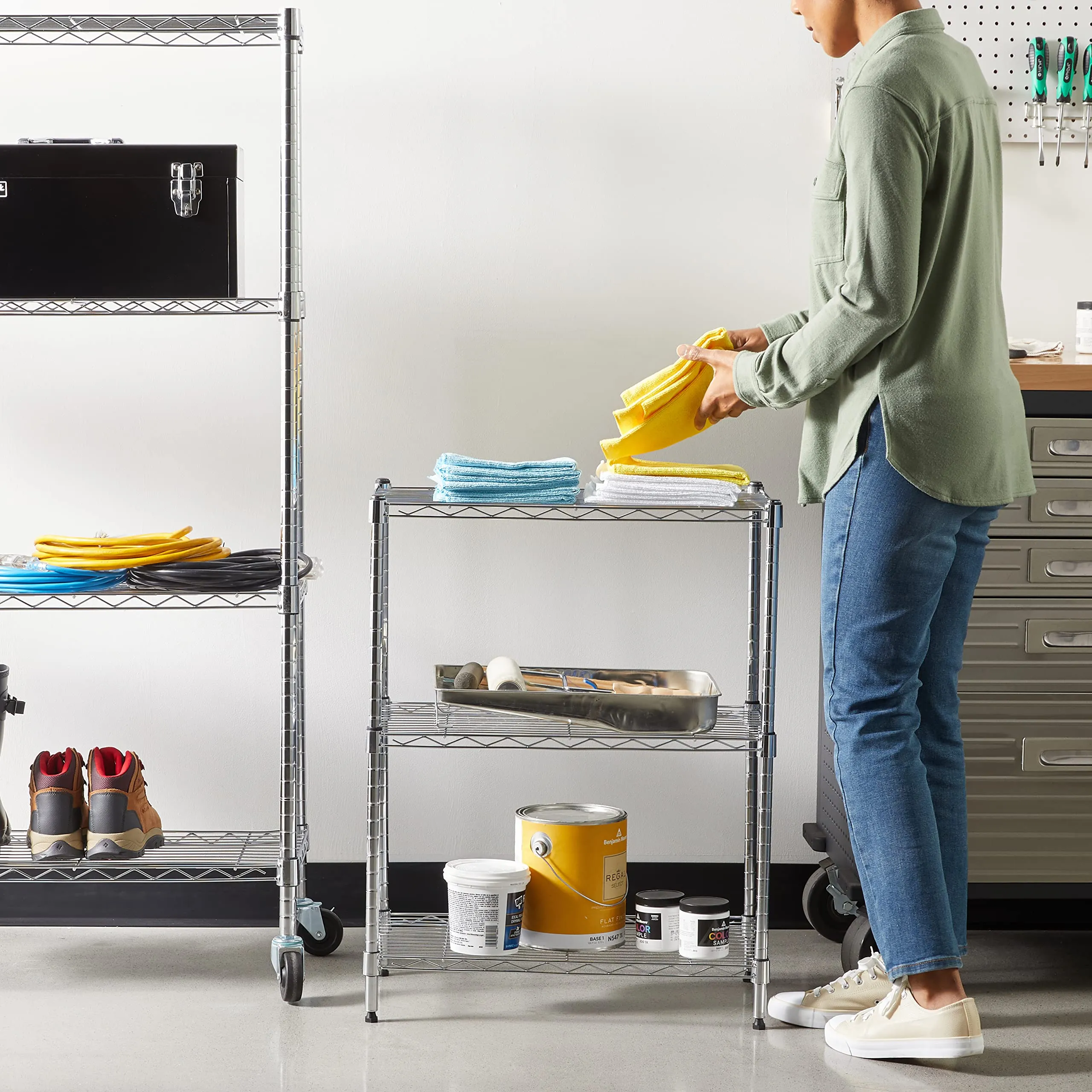 Amazon Basics Scaffaliera a 3 ripiani, Cromo, 34 x 58.9 x 76.2 cm - immagine 5