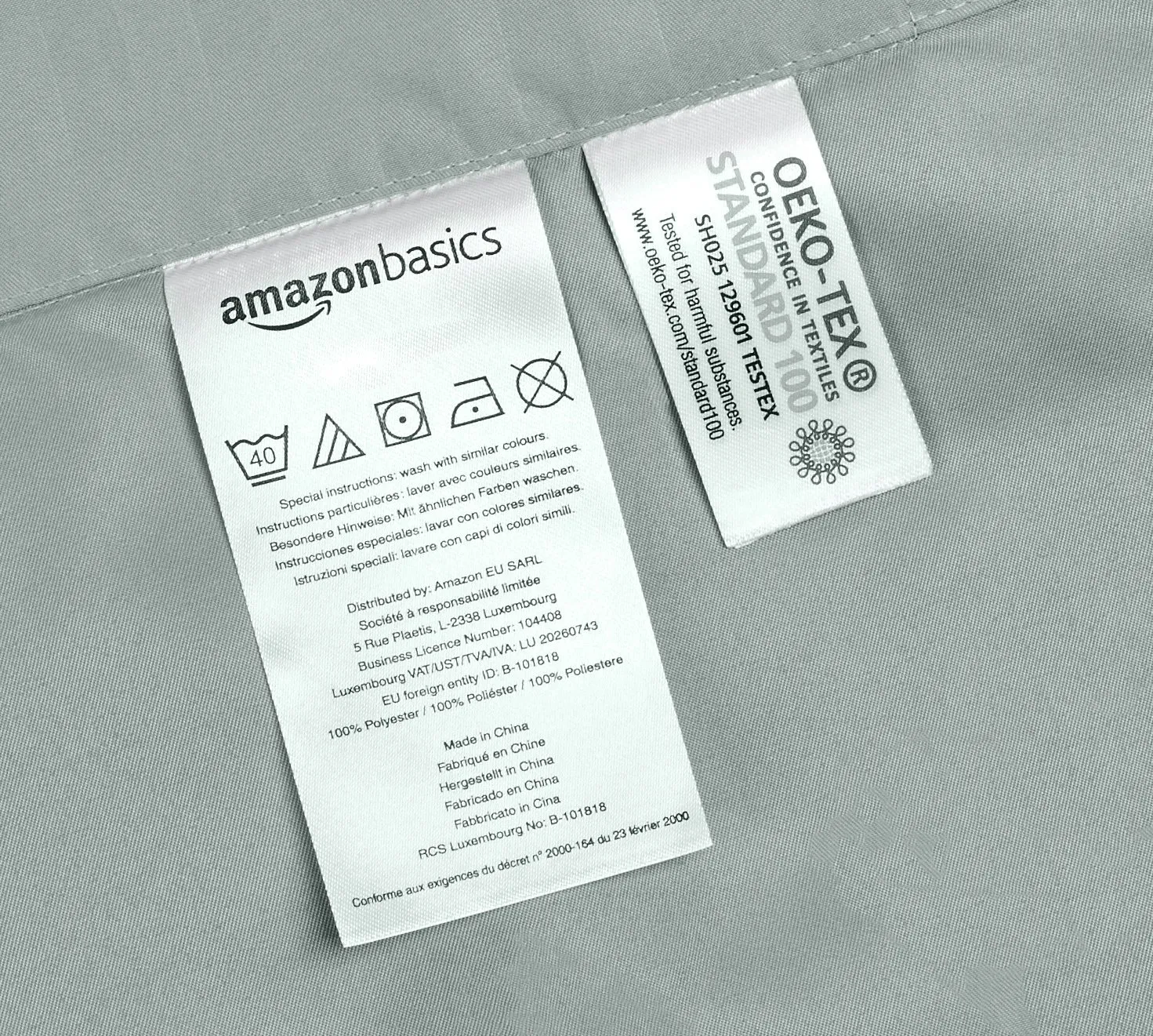 Amazon Basics Set Copripiumino Matrimoniale in Microfibra a Righe, 3 Pezzi, Grigio Scuro, 260 x 240 cm e 2 Federe 65 x 65 cm - immagine 5
