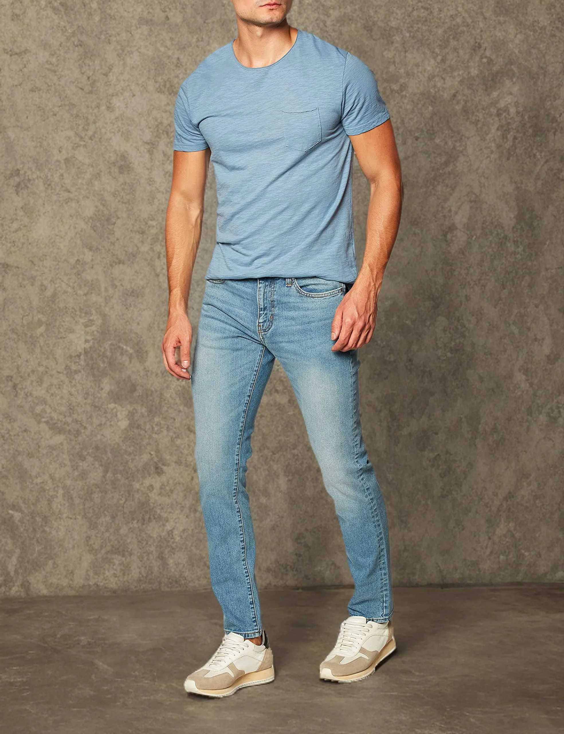 Amazon Essentials Slim Fit Jeans, Delavé Chiaro, 36W / 33L - immagine 6