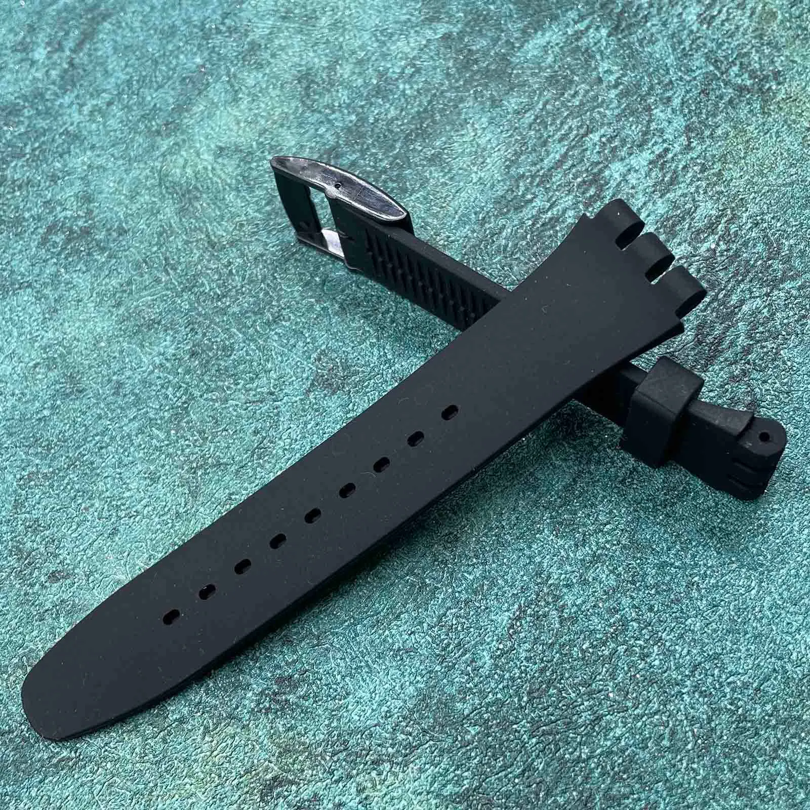 Rihahisy Cinturino di Ricambio in Silicone per Swatch, 17 mm, Ambra - immagine 7