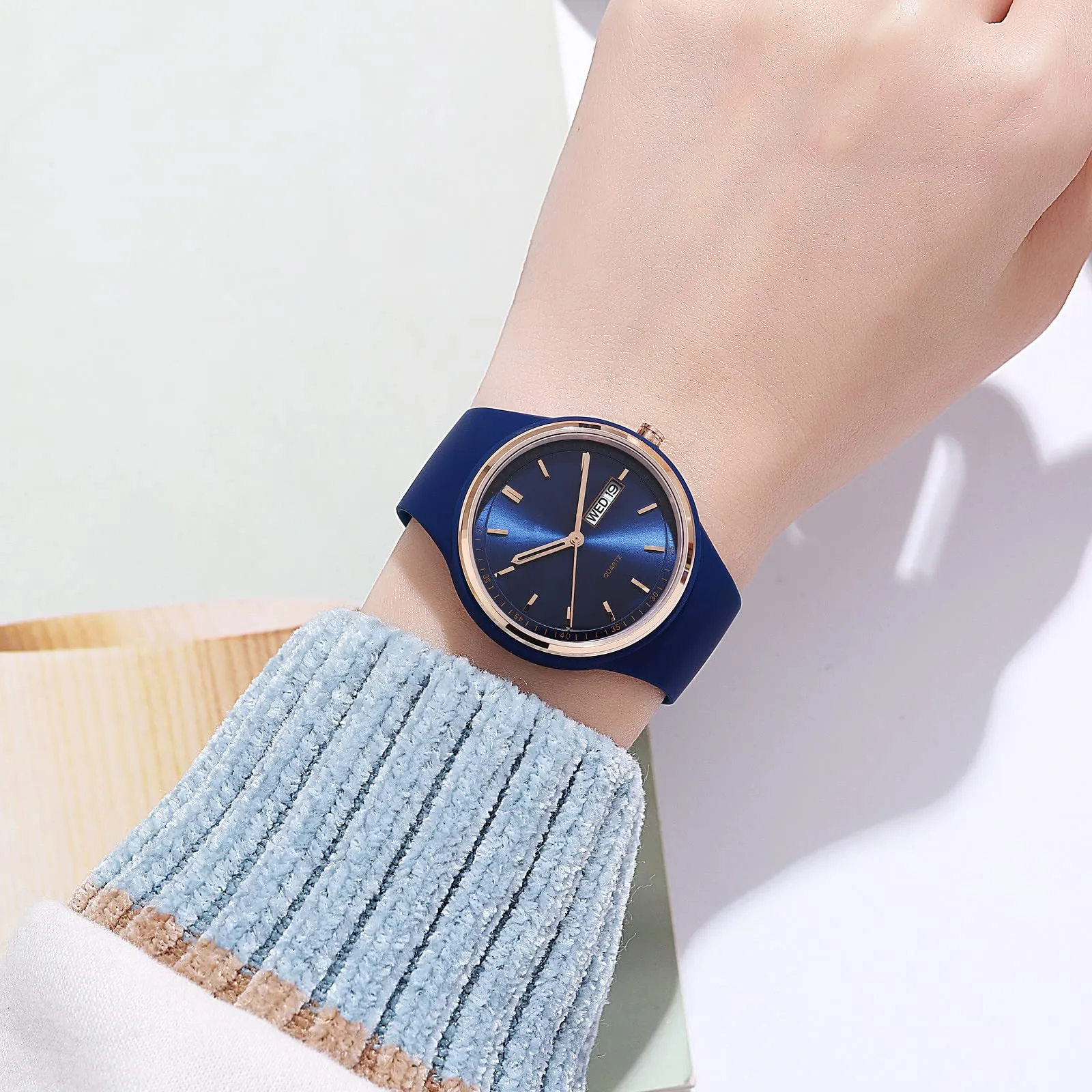 Forrader Orologio Sportivo da Donna in Silicone, Analogico al Quarzo, Impermeabile 30m - immagine 6