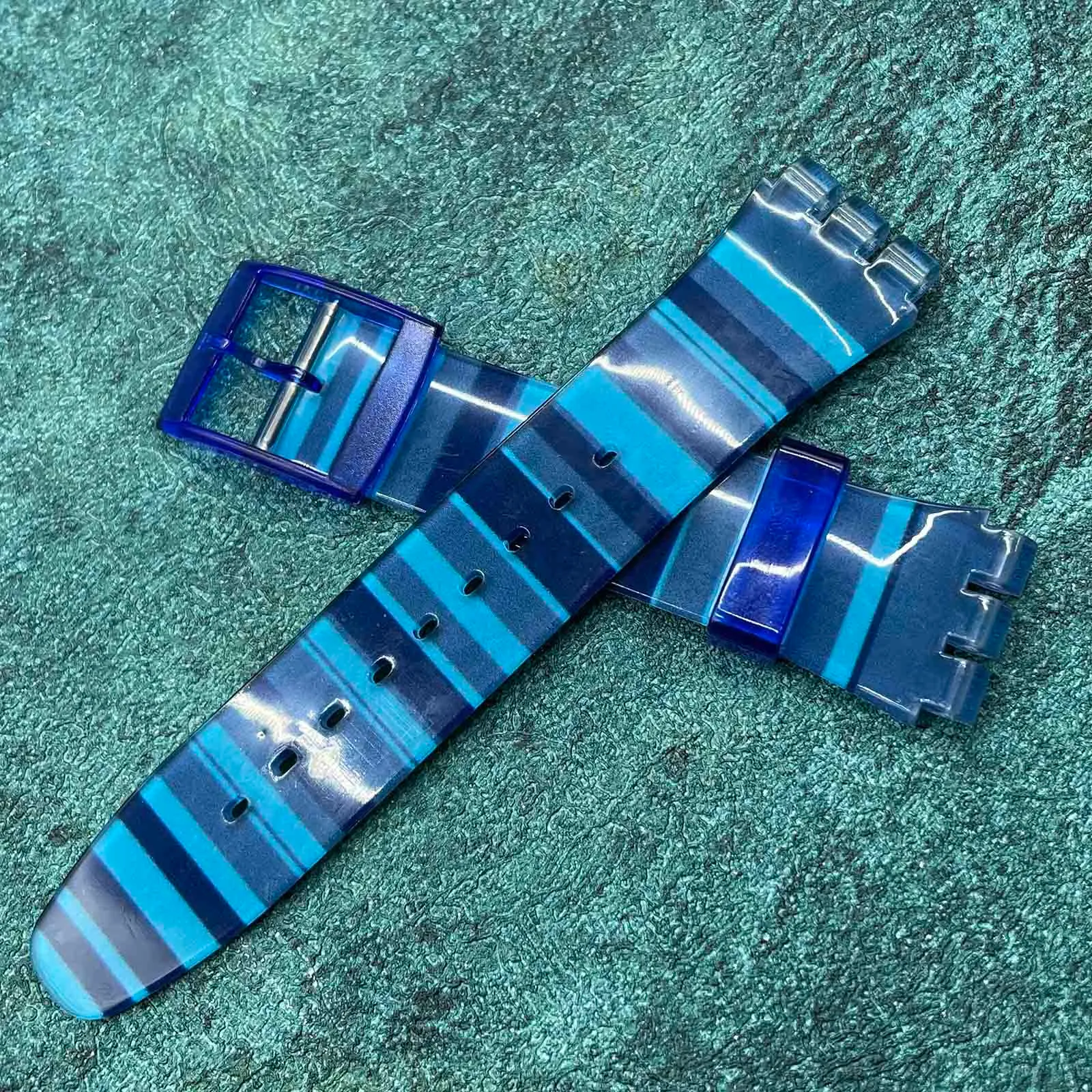Rihahisy Cinturino di ricambio in silicone per orologio, 17mm, Blu - immagine 3