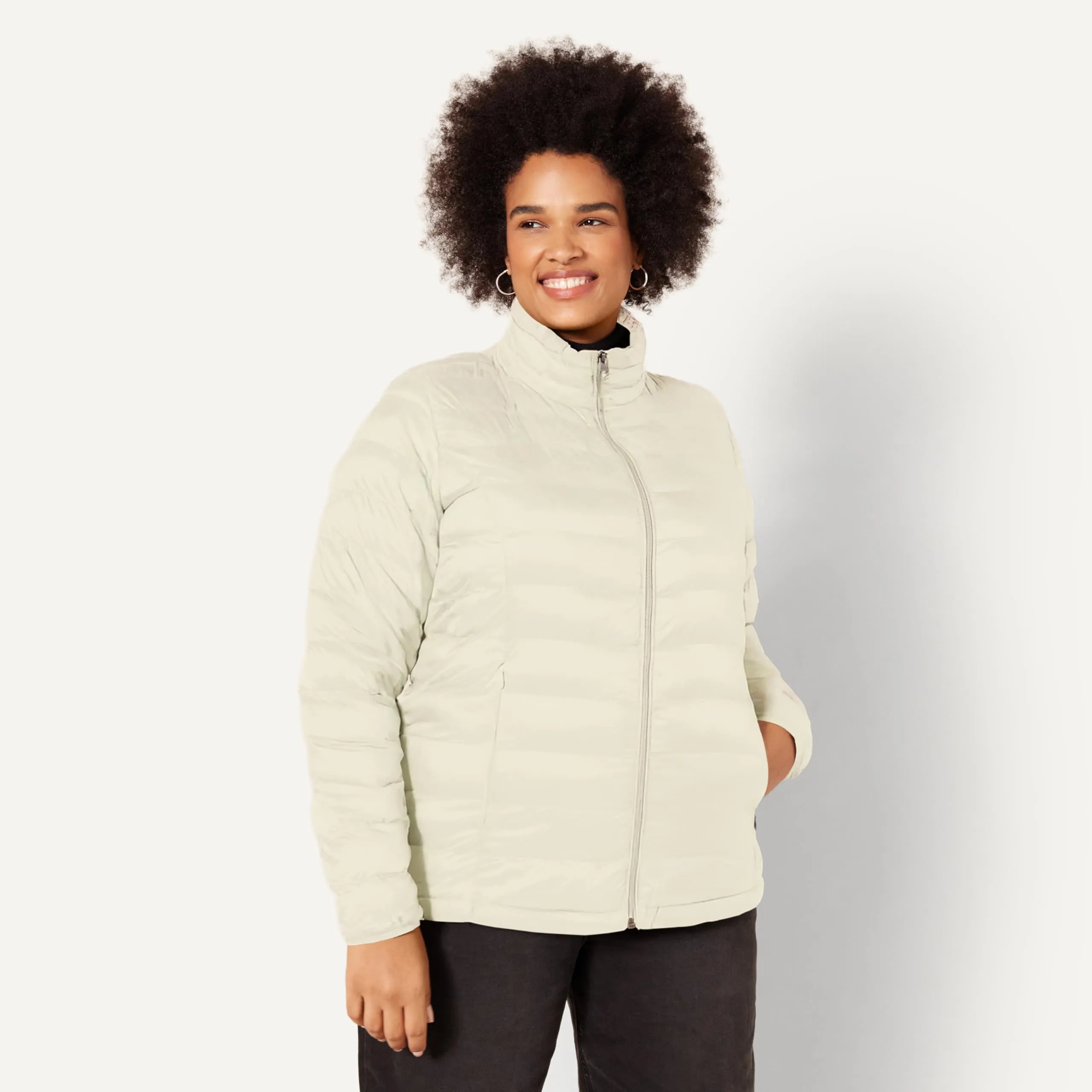 Amazon Essentials Piumino leggero resistente all'acqua ripiegabile Donna, Grigio Pietra, XS - immagine 4