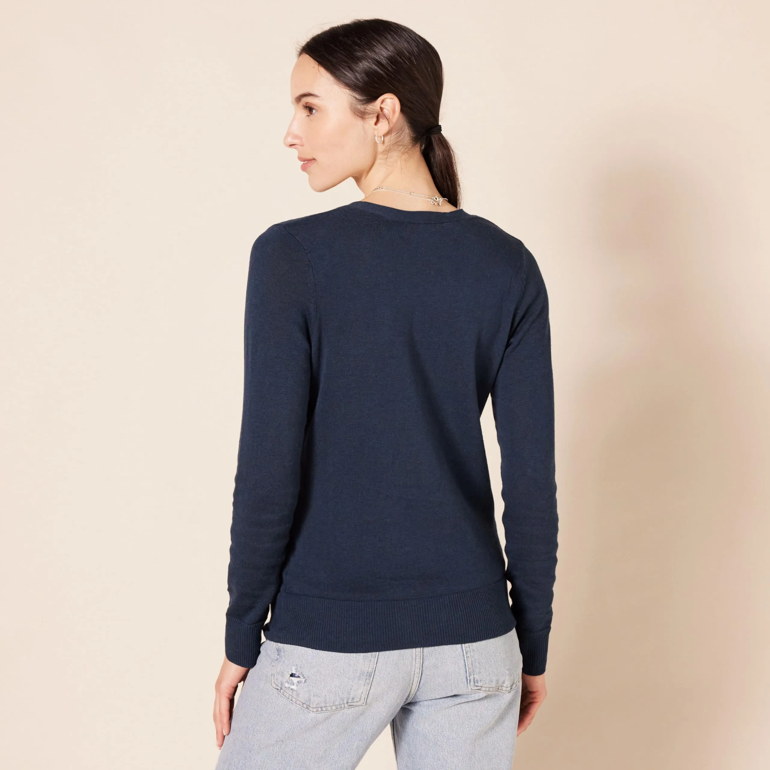 Amazon Essentials Felpa Cardigan Leggera Donna, Blu Marino, XS - immagine 3