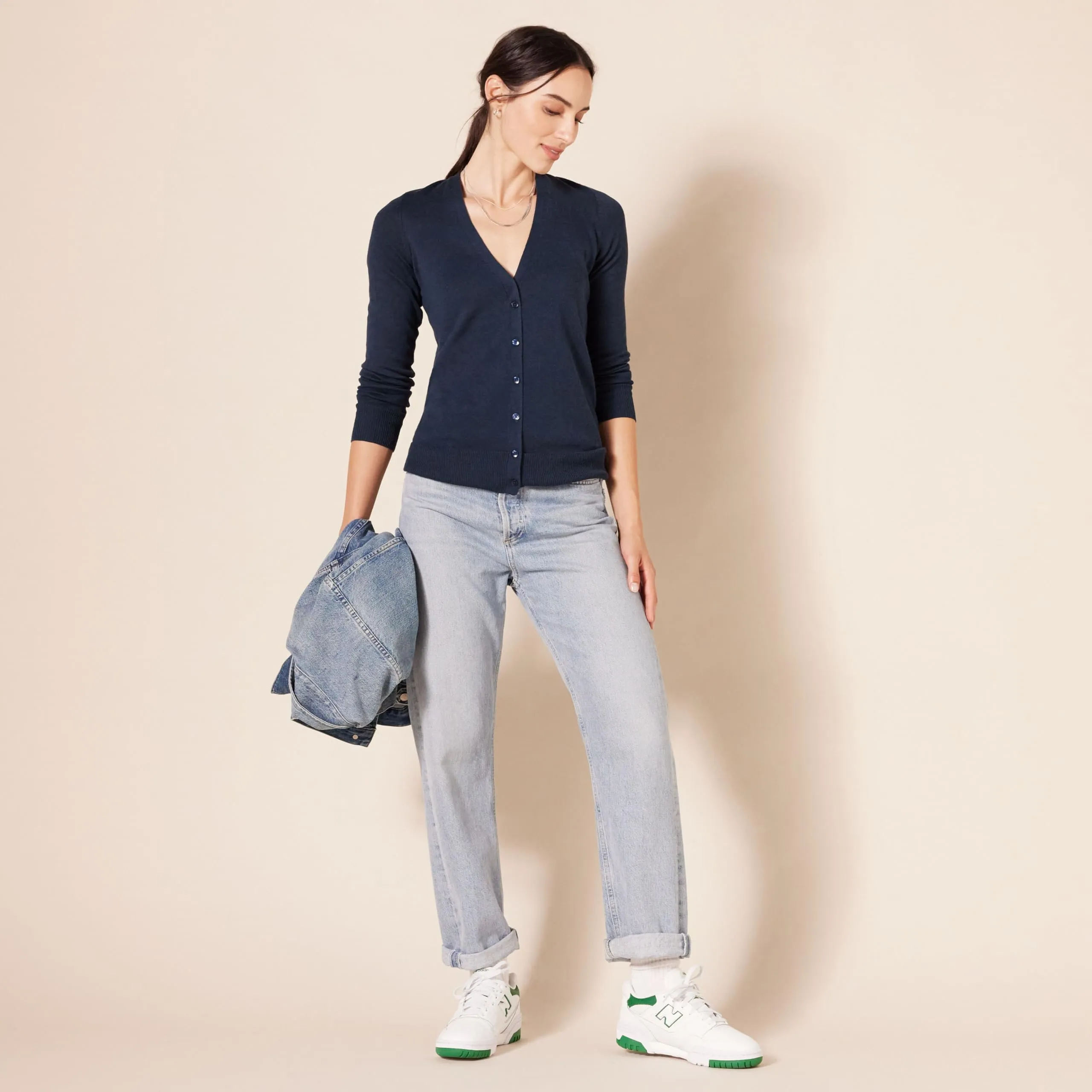 Amazon Essentials Felpa Cardigan Leggera Donna, Blu Marino, M - immagine 5
