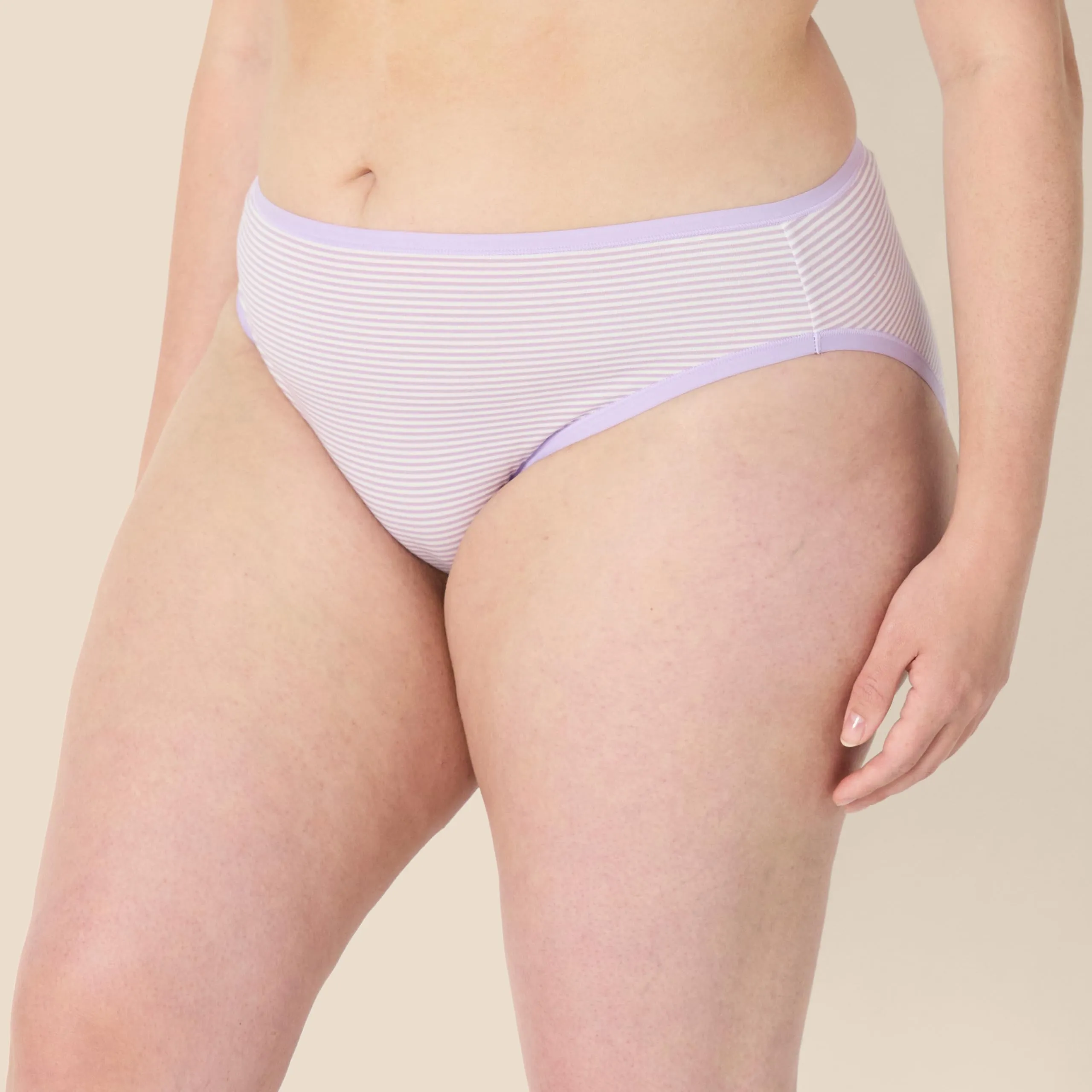 Amazon Essentials Slip Bikini a Taglio Alto in Cotone Elasticizzato Donna, Confezione da 6, Fiori Selvatici/Mini Righe/Motivo Floreale Piccolo, 46 - immagine 2