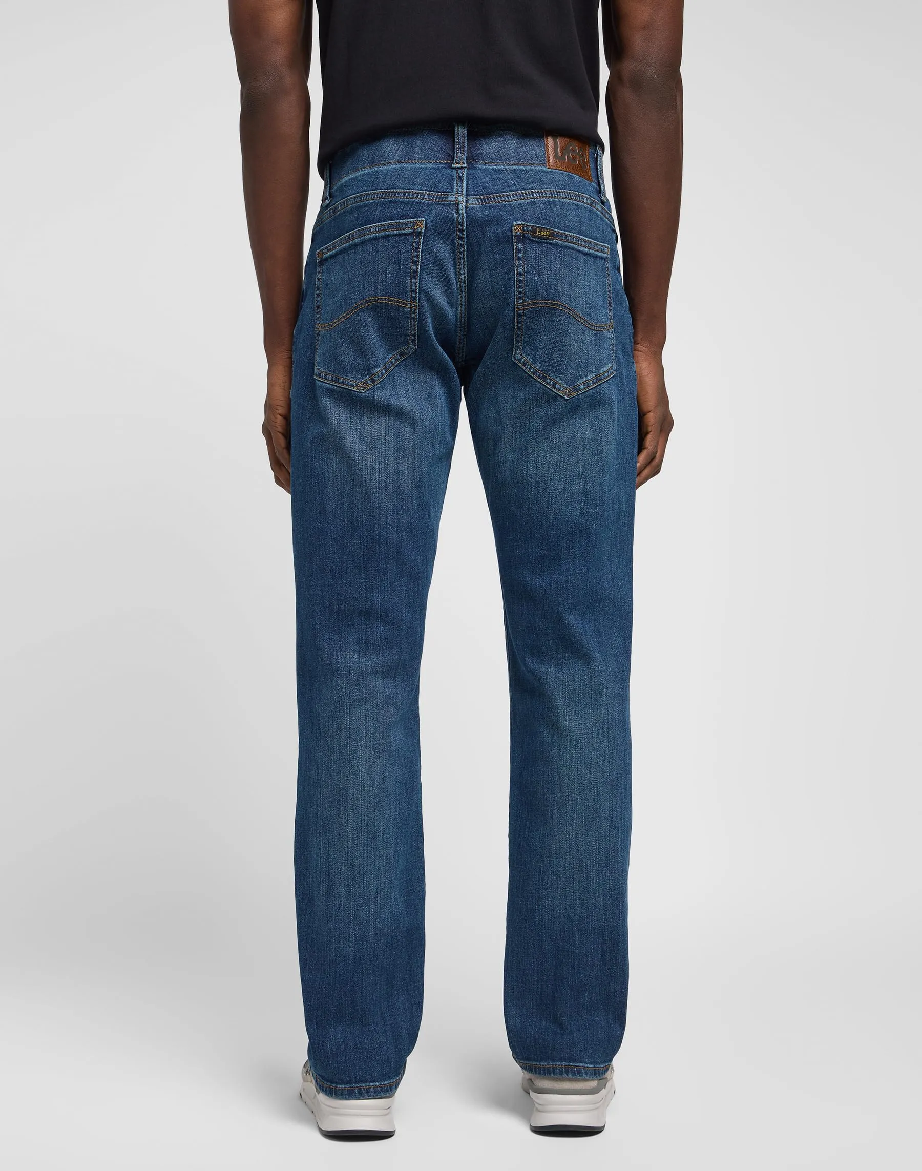 Lee Extreme Motion Maddox Men's Regular Fit Straight Jeans - immagine 2