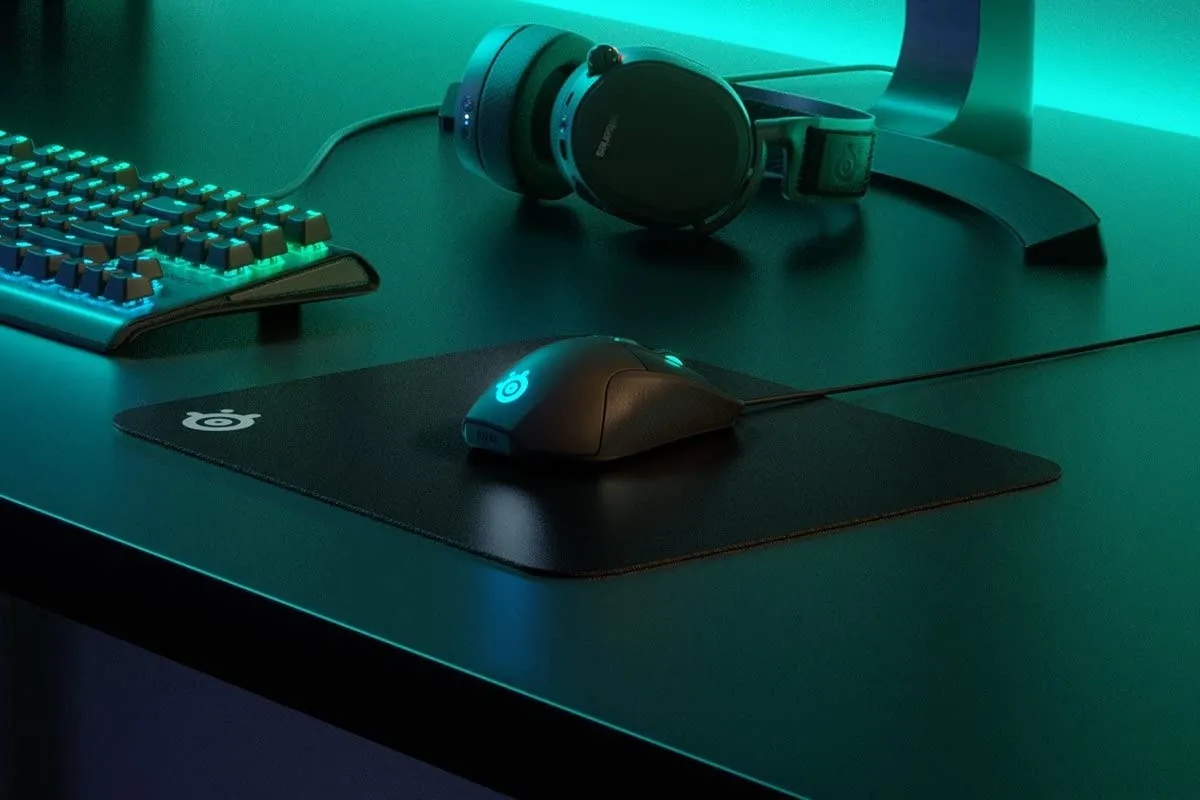 SteelSeries QcK Hard Mouse Pad, Medium (320mm x 270mm x 3mm) - immagine 4