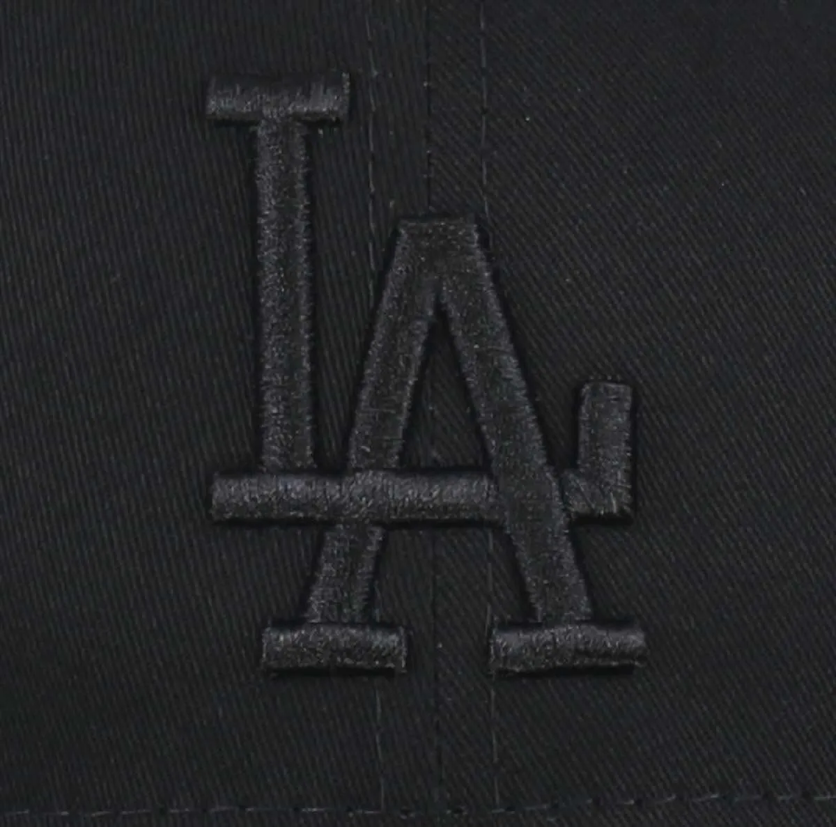 New Era Los Angeles Dodgers 9Forty Adjustable Cap League Essential Black On Black - One Size - immagine 3