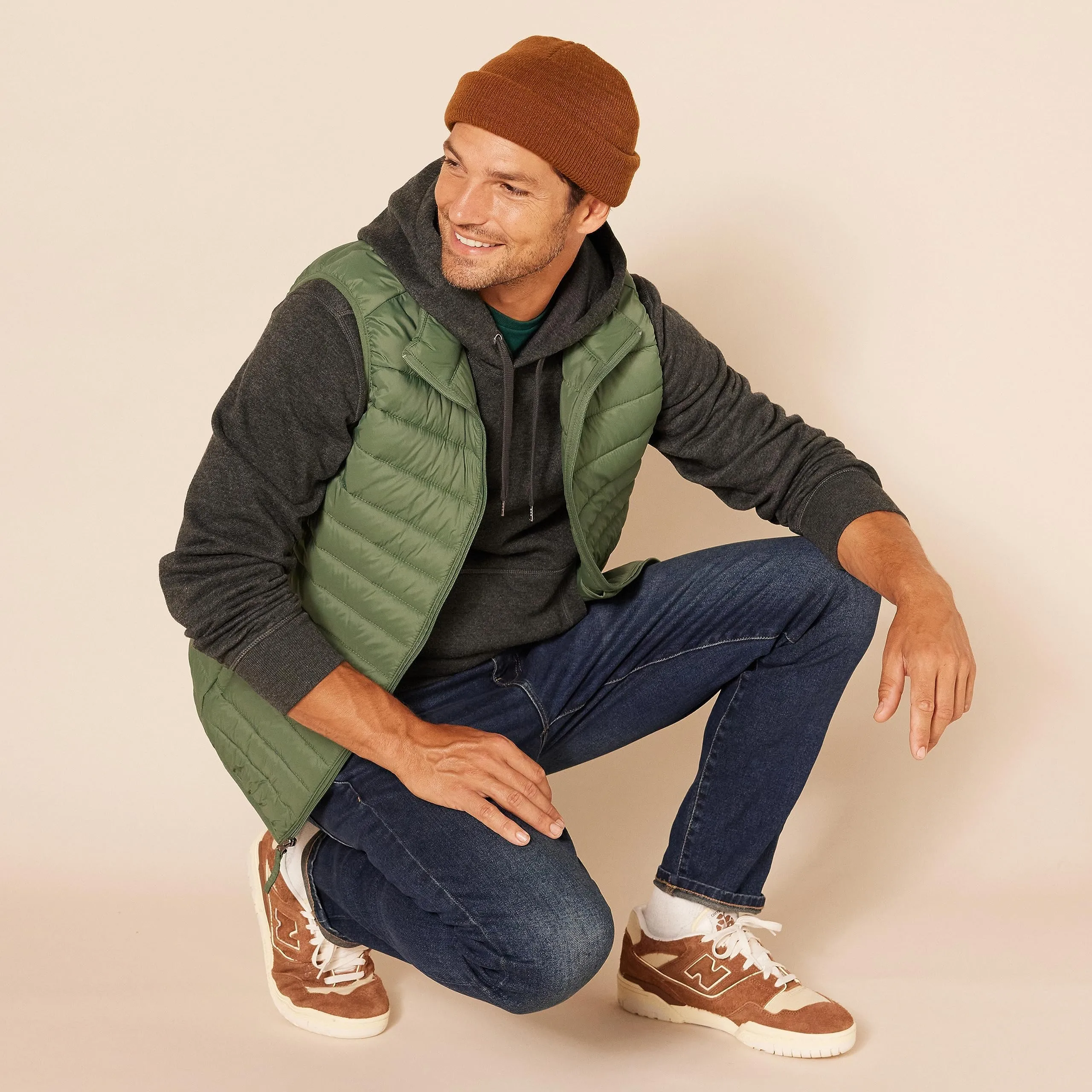 Amazon Essentials Felpa con Cappuccio Uomo, Carbone Puntinato, XS - immagine 4