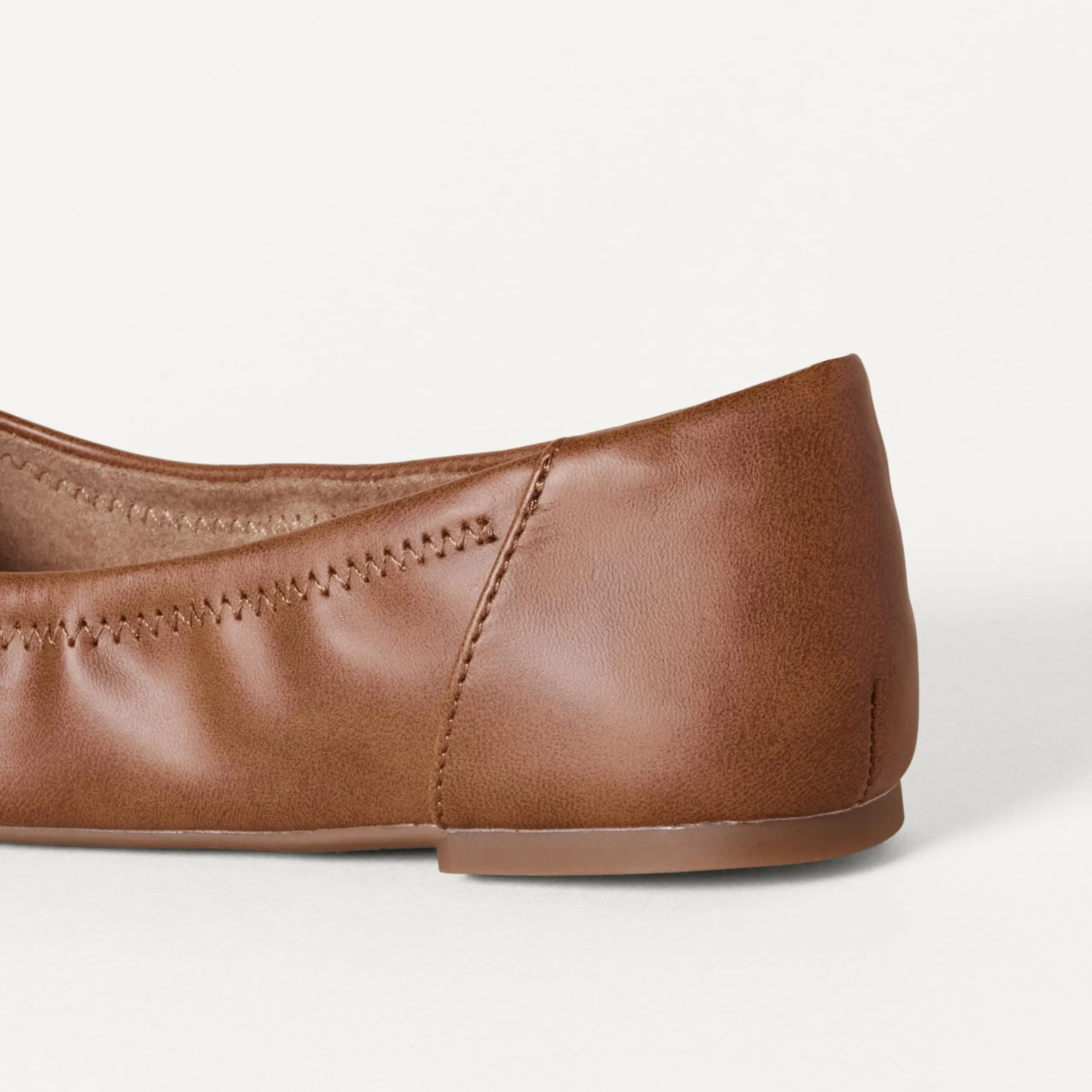 Amazon Essentials Ballerine Slip-on Donna, Castagna Finta Pelle, 47 EU - immagine 5