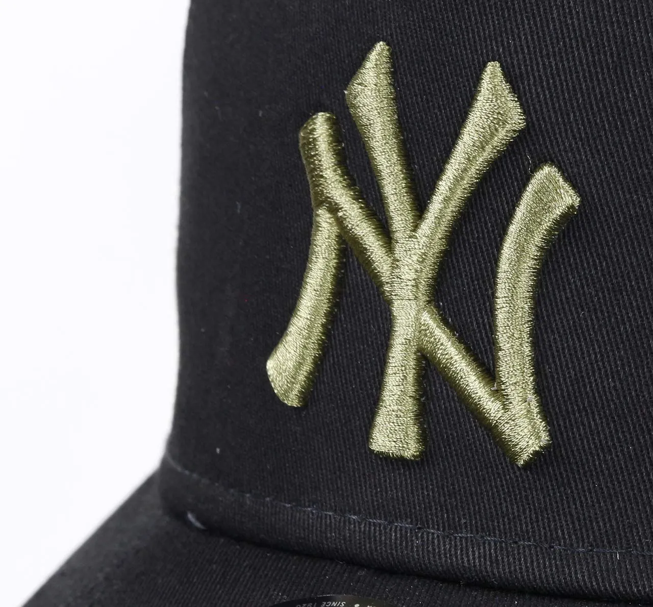 New Era New York Yankees 9FORTY A-Frame Adjustable Cap - Distressed Black/Olive - immagine 3