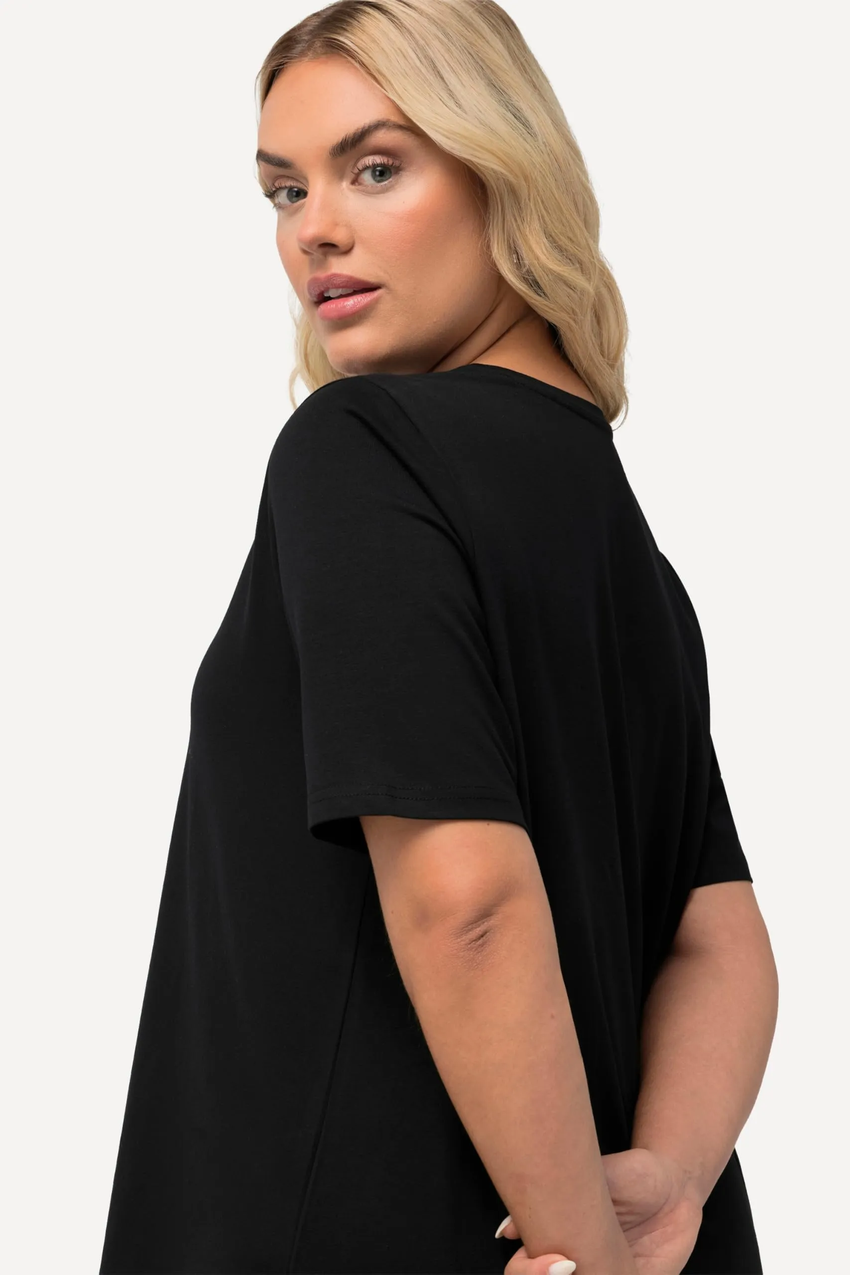 Ulla Popken Maglietta Basic Scollo a V Mezza Manica Donna, Nero, 60-62 - immagine 7