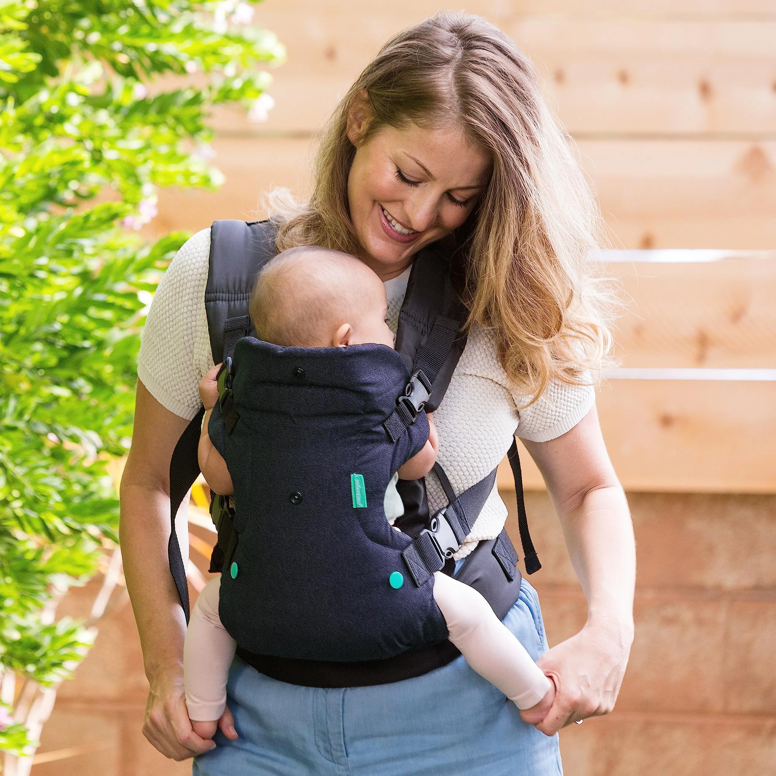 Infantino Flip Advanced 4-in-1 Ergonomic Convertible Baby Carrier, 3.6 to 14.5 kg, Black - immagine 6