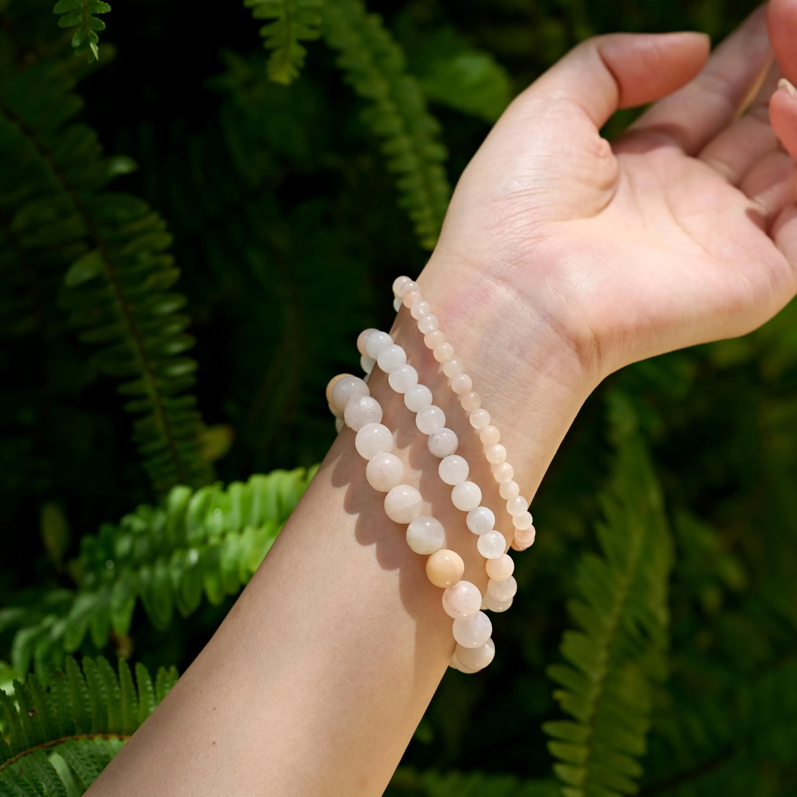 Bivei Amore Dolce Braccialetto in Aventurina Rosa, Perline di Cristallo Naturale 6mm, Elastico - immagine 2