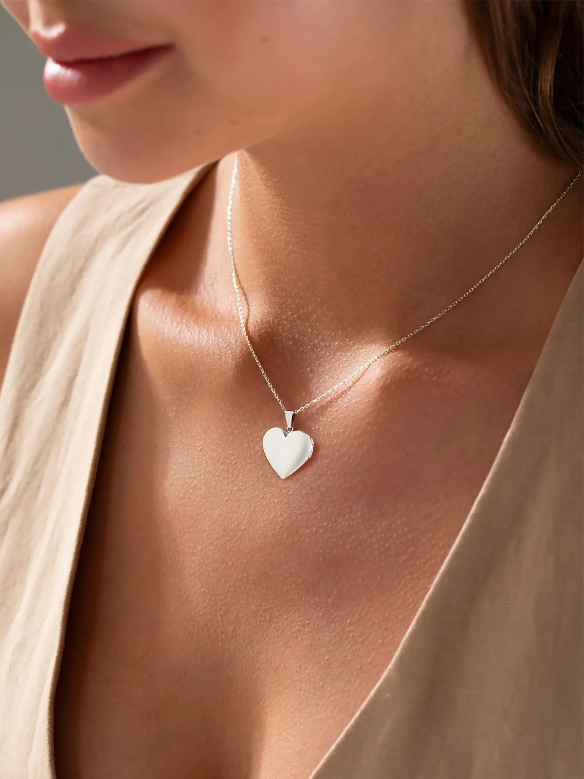 U7 Collana con Medaglione Portafoto a Cuore Personalizzata in Acciaio Inossidabile 316L, Argento - immagine 2