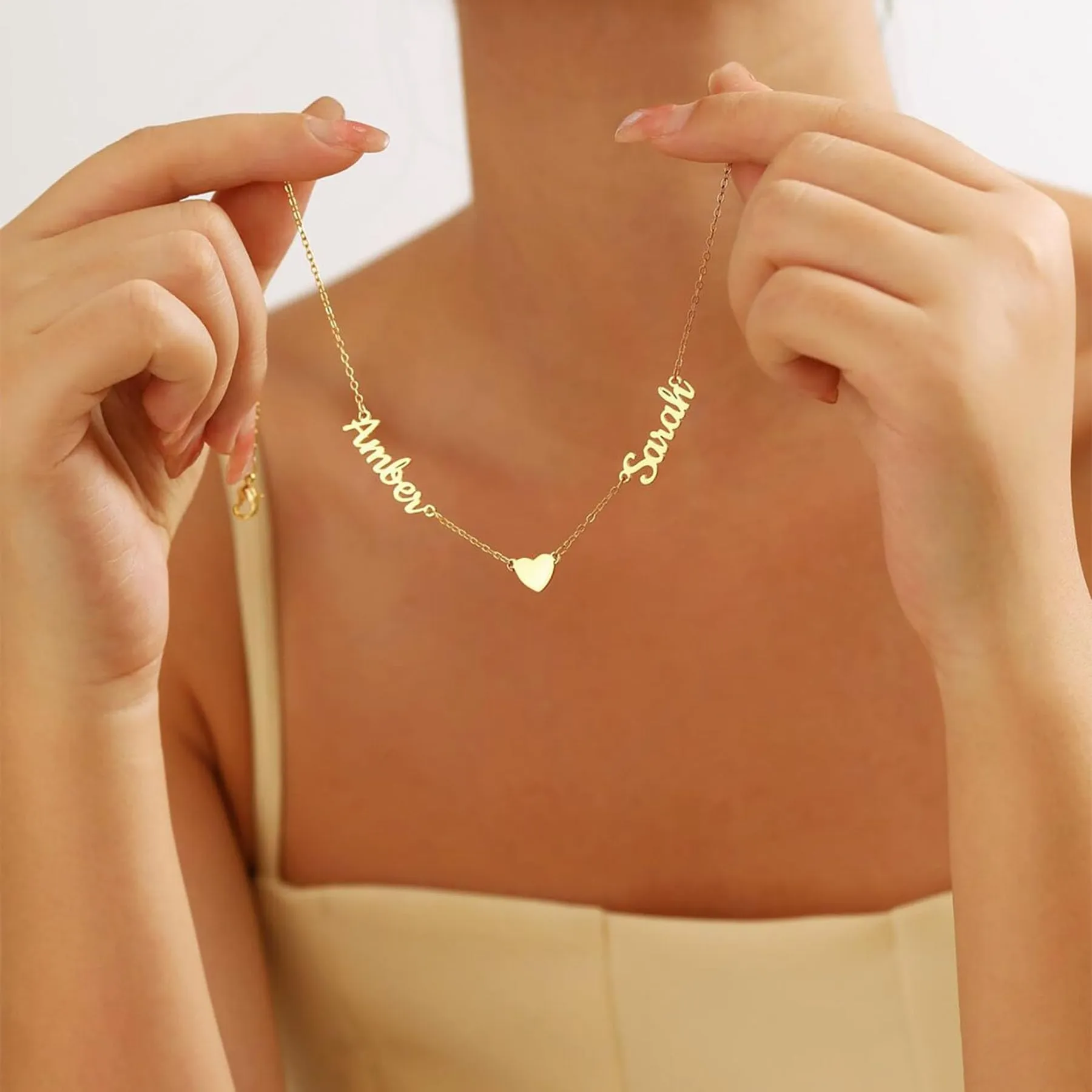 Kiddo Sky Collana con Nome Personalizzata, Catena Barbazzale, Targhetta Placcata in Oro 18 Carati (Collier 2 Noms avec Coeur) - immagine 2
