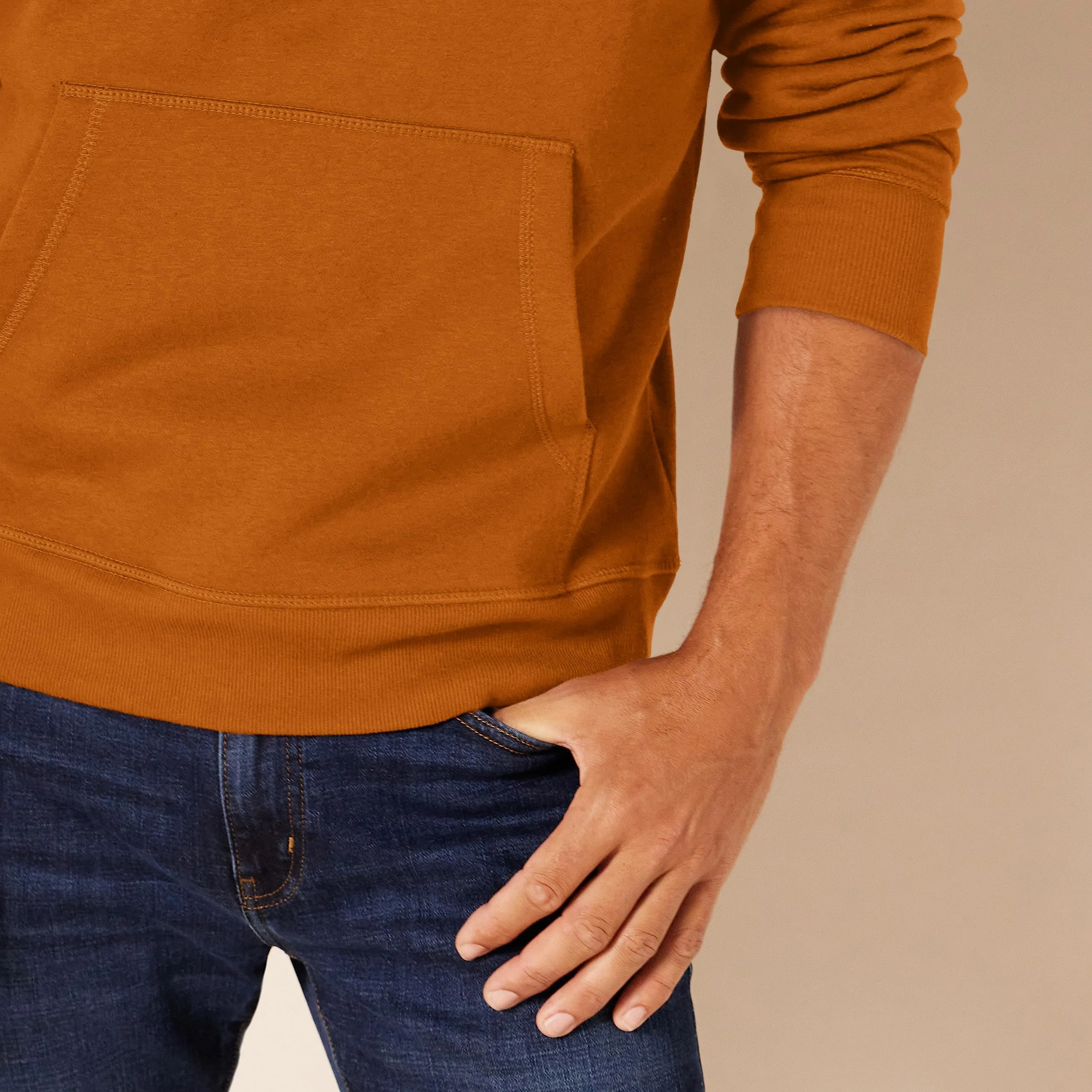 Amazon Essentials Felpa con Cappuccio Uomo, Arancio Ruggine, S - immagine 5