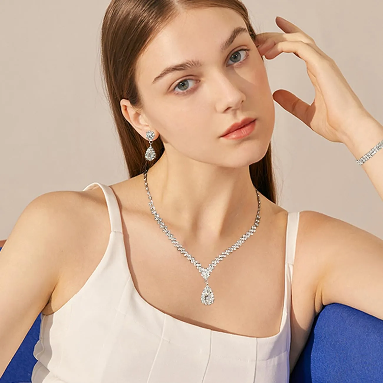TOEECY Set di Gioielli da Sposa con Strass e Perle, Collana, Bracciale e Orecchini (#5) - immagine 6