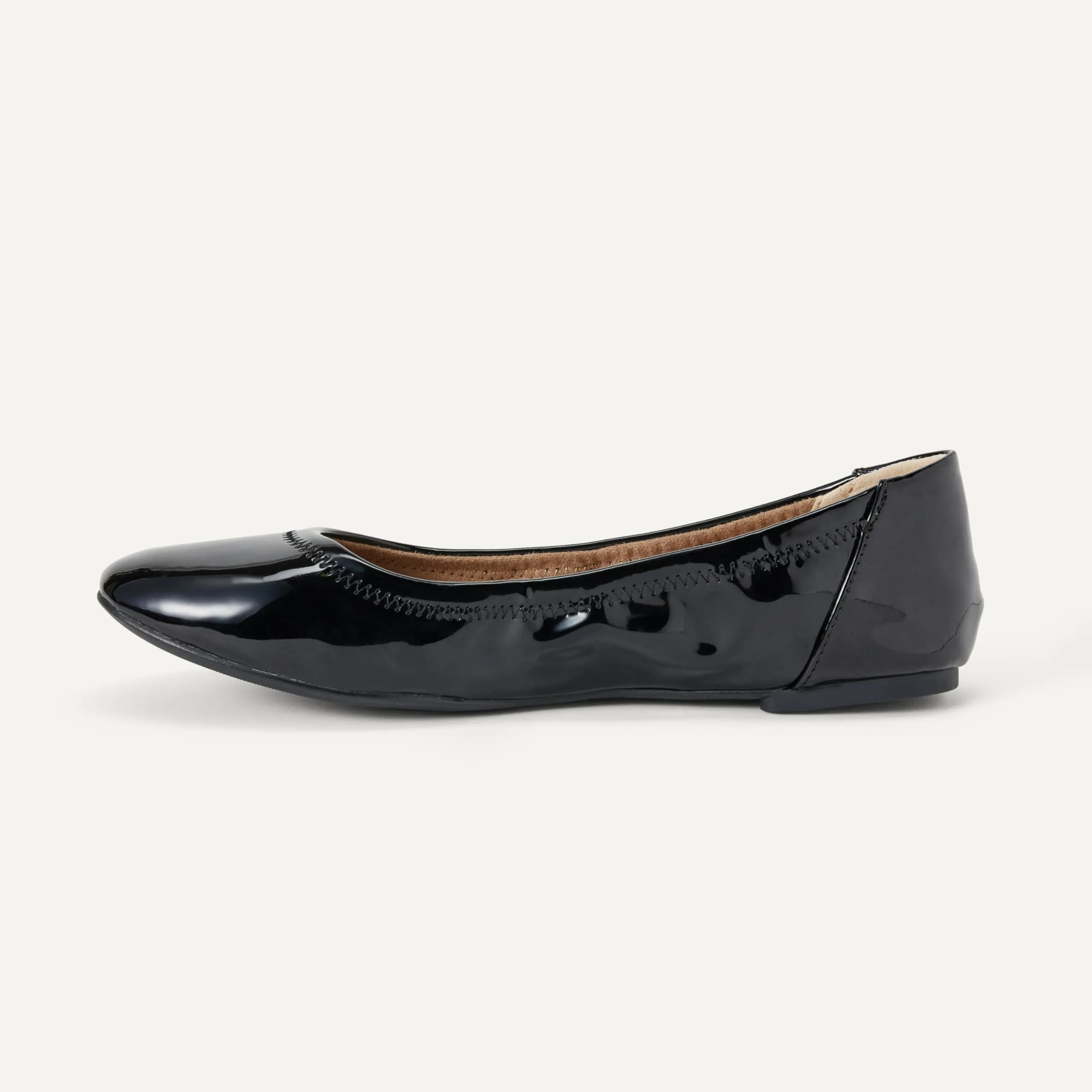 Amazon Essentials Ballerine Slip-on Donna, Nero Pelle Verniciata, 39 EU - immagine 3