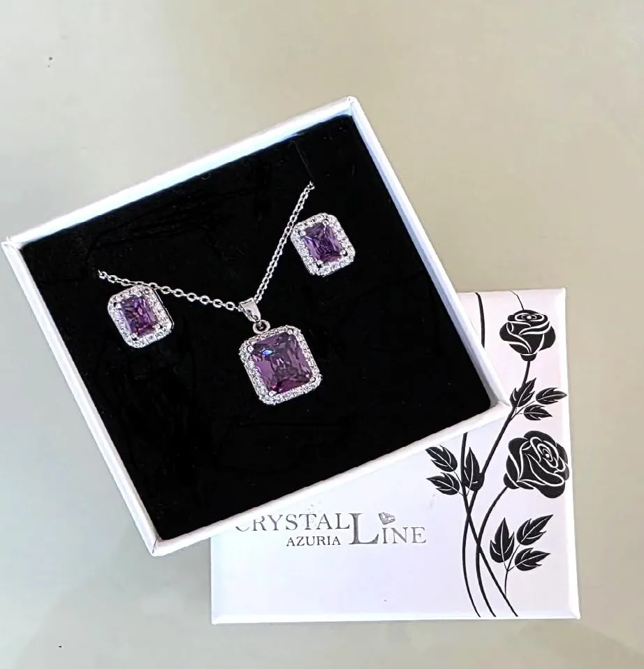 Crystalline Azuria Donna 18ct Placcato Oro Bianco Parure con Cristalli di Zirconi Viola, Collana con Ciondolo 45 cm e Orecchini a Lobo - immagine 2