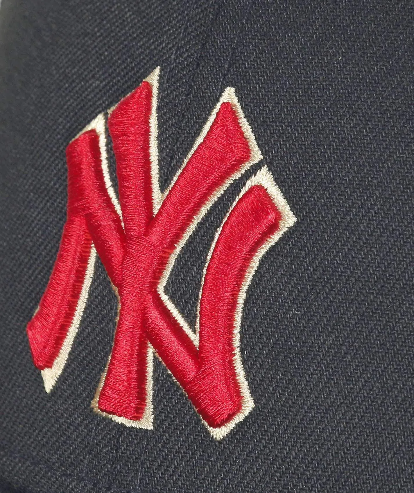 New Era York Yankees MLB Essential 9Forty Adjustable Snapback Cap - immagine 3
