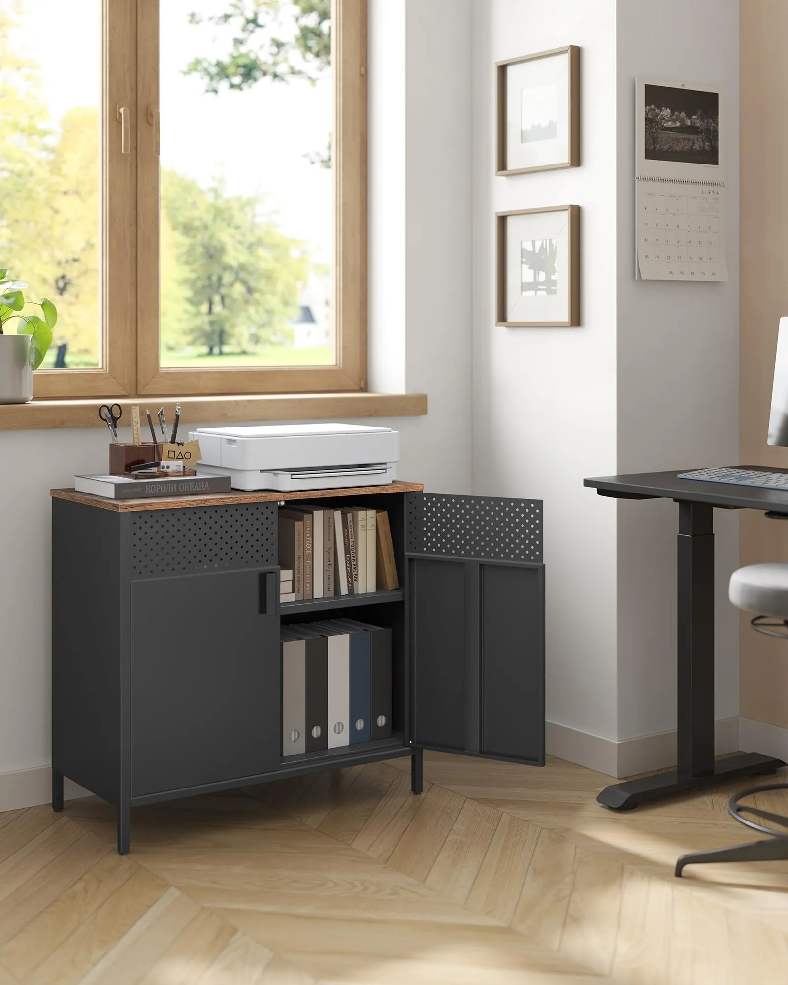 SONGMICS Mobiletto Contenitore Credenza in Metallo Doppia Anta LSC102B01, 40 x 80 x 76 cm, Marrone Vintage e Nero Inchiostro - immagine 3