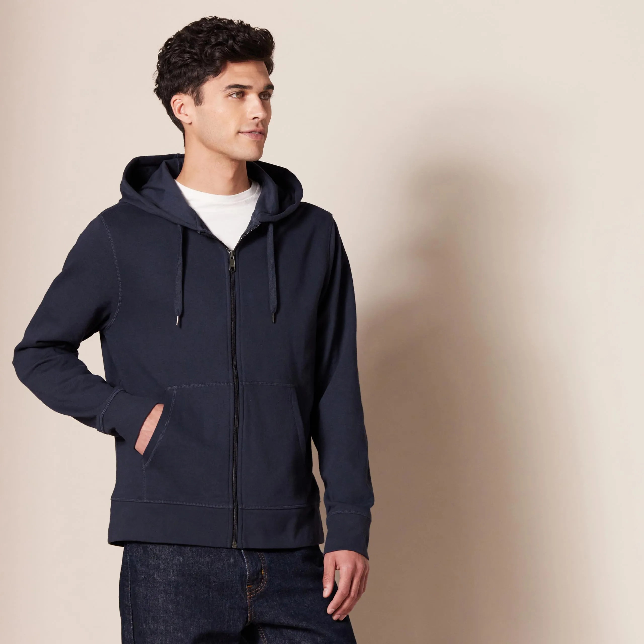 Amazon Essentials Giacca Leggera con Cappuccio e Zip Integrale Uomo, Blu Marino Scuro, XL - immagine 3