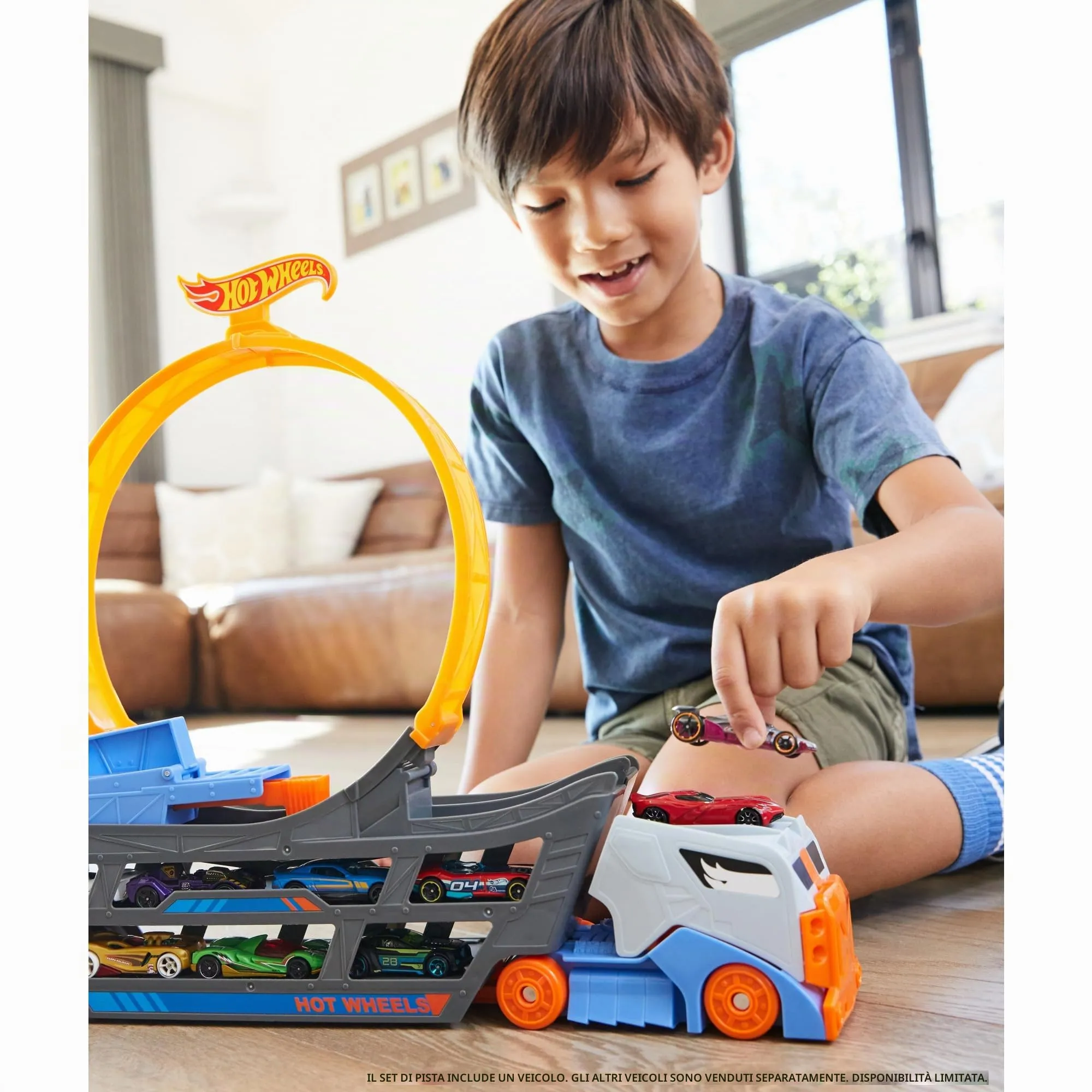 Hot Wheels Trasportatore Portatile con Mega Loop e Lanciatore, Spazio per 18 Veicoli, GCK38 - immagine 2