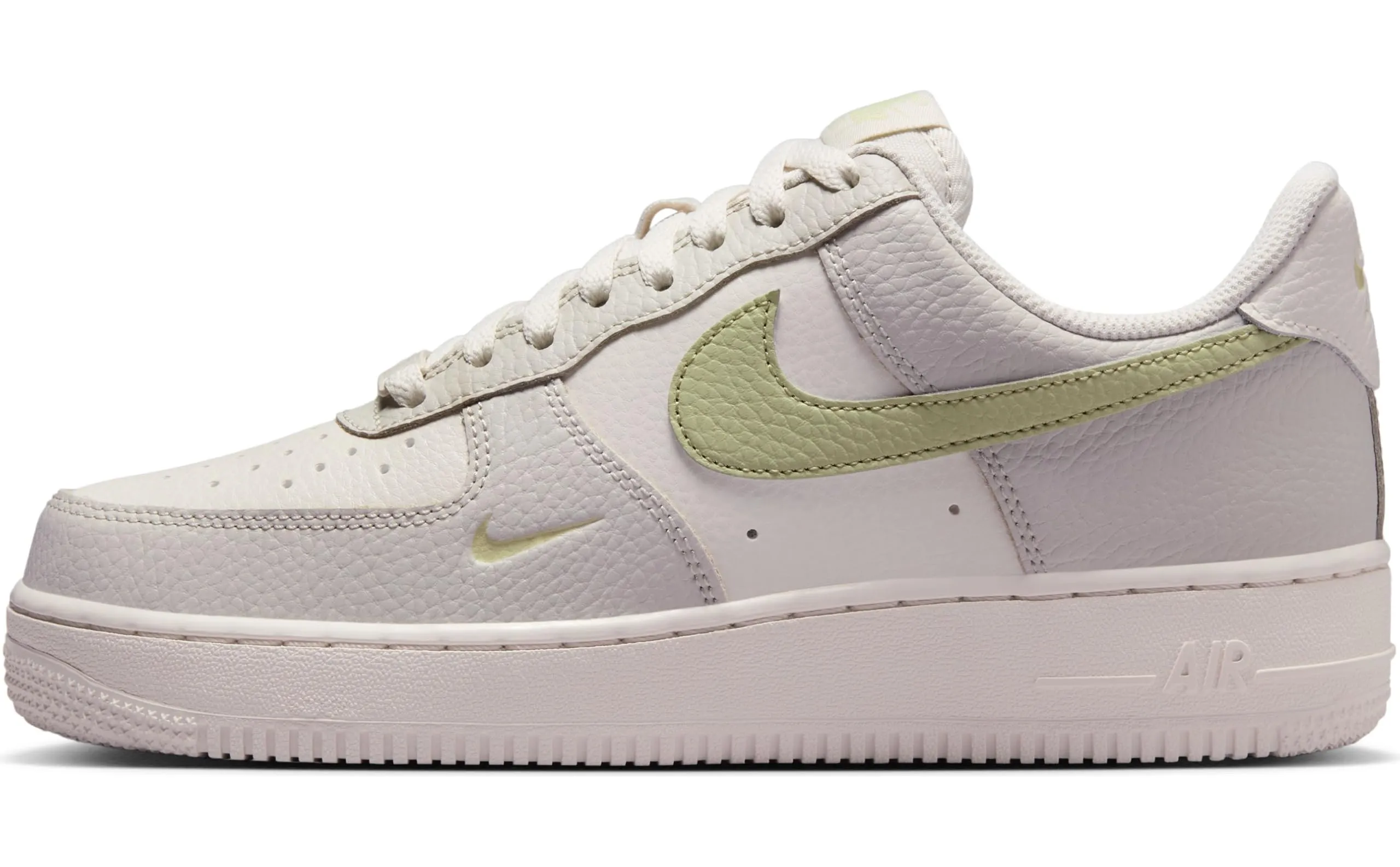 Nike Dunk Low SP Basketball Shoes, Verde, 41 EU, DA1469-200 - immagine 1