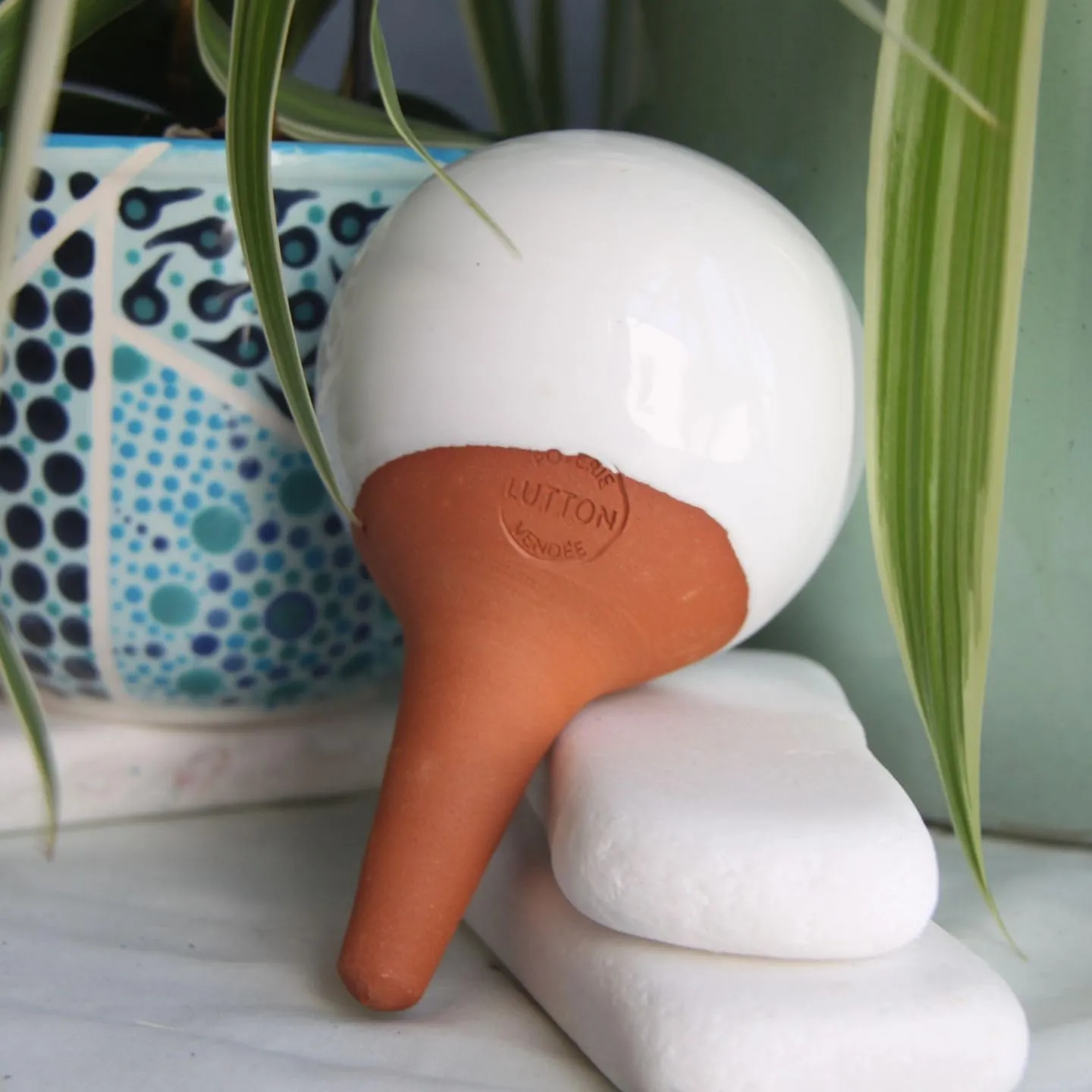 Ollas Lutton Mini Plant Olla, Terracotta Irrigazione per Piante in Vaso, 0,44 pt, Bianco - immagine 4