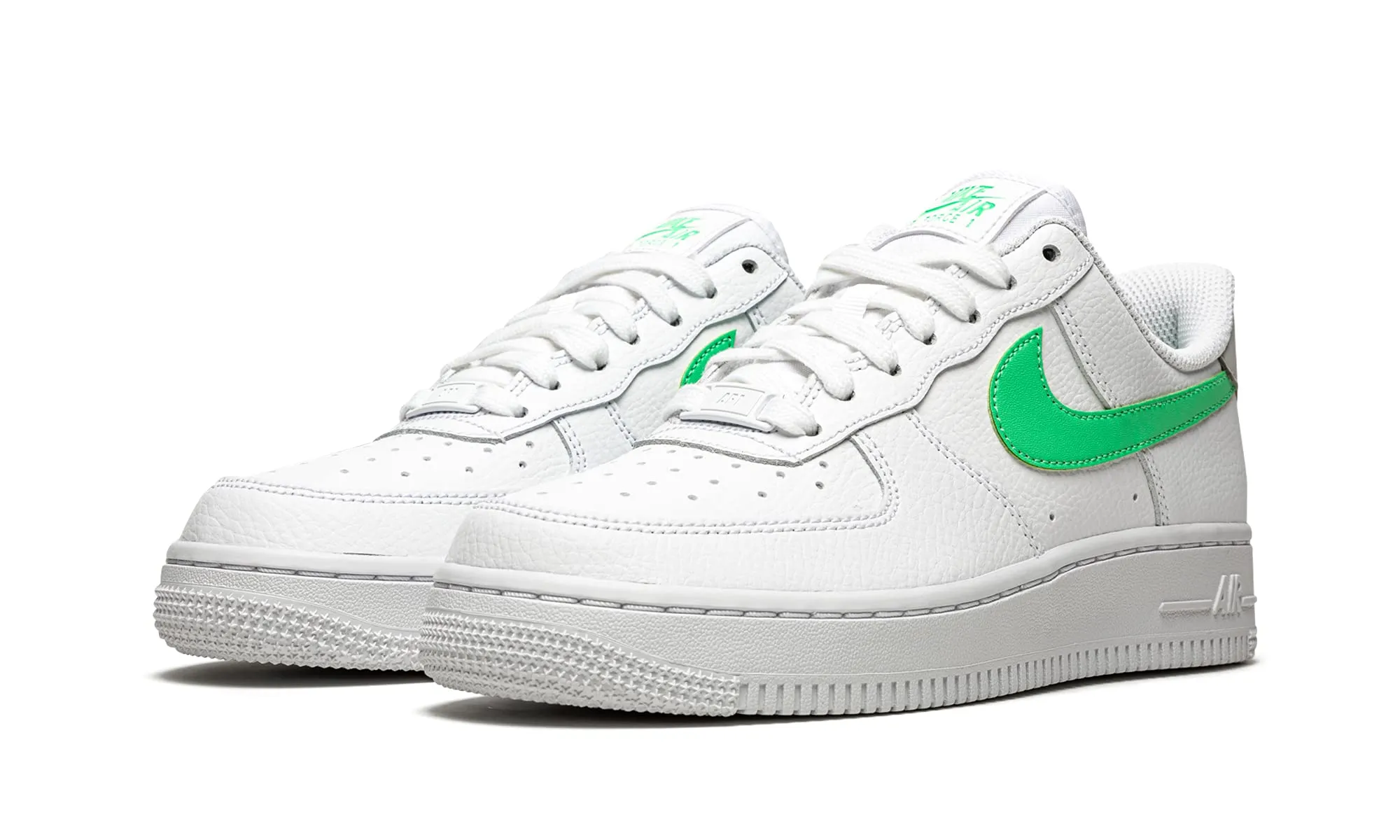 Nike Wmns Air Force 1 '07 White Green Glow Lt Bone White 37.5 EU - immagine 2